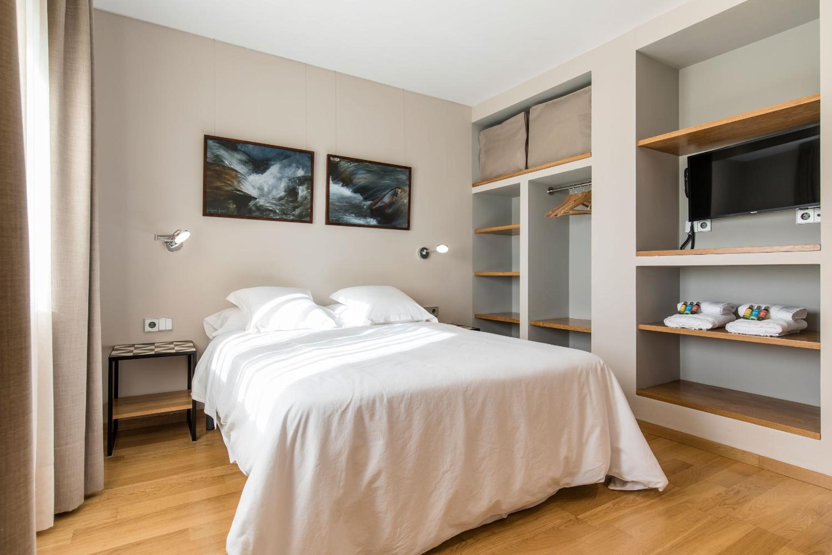 Deluxe Double Room photo 2