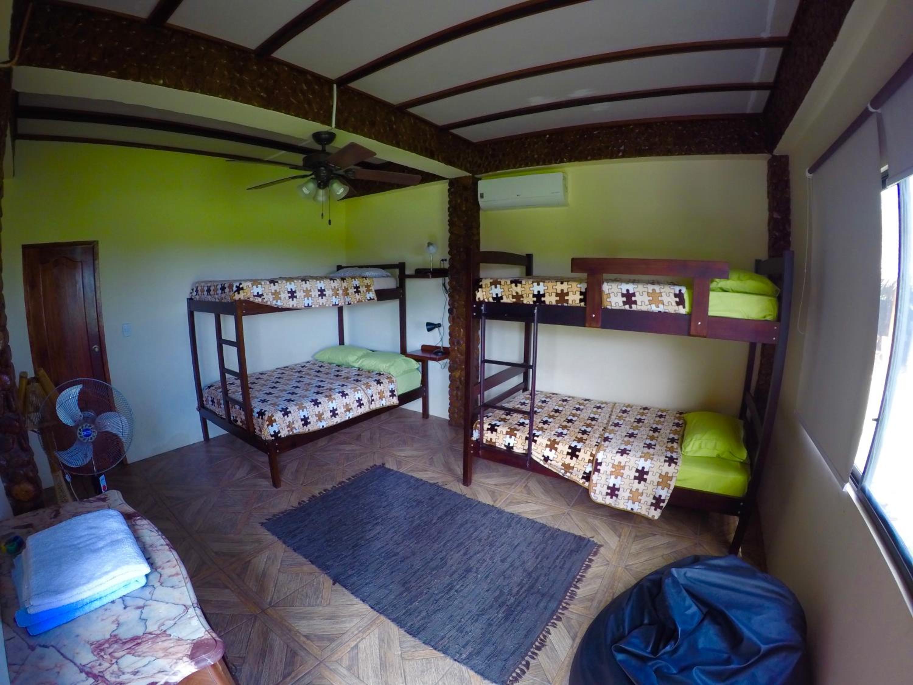 Quadruple Room with Bathroom photo 1