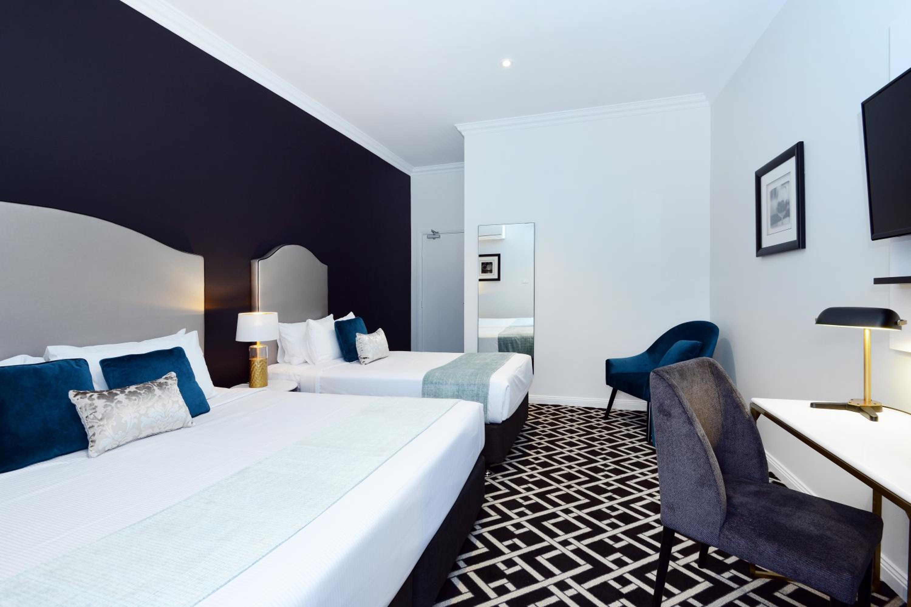 Triple Room