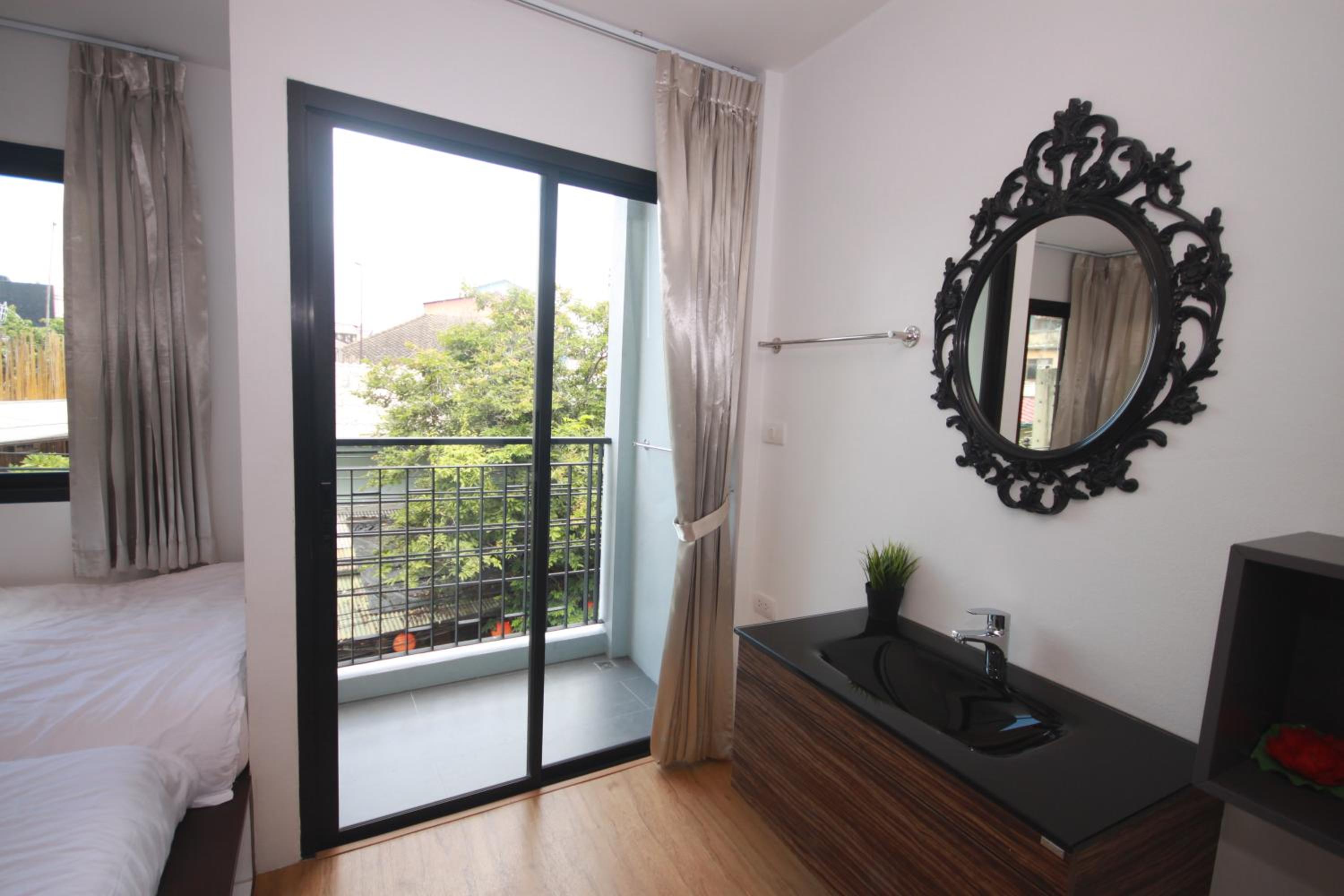 Triple Room with Private Bathroom photo 1
