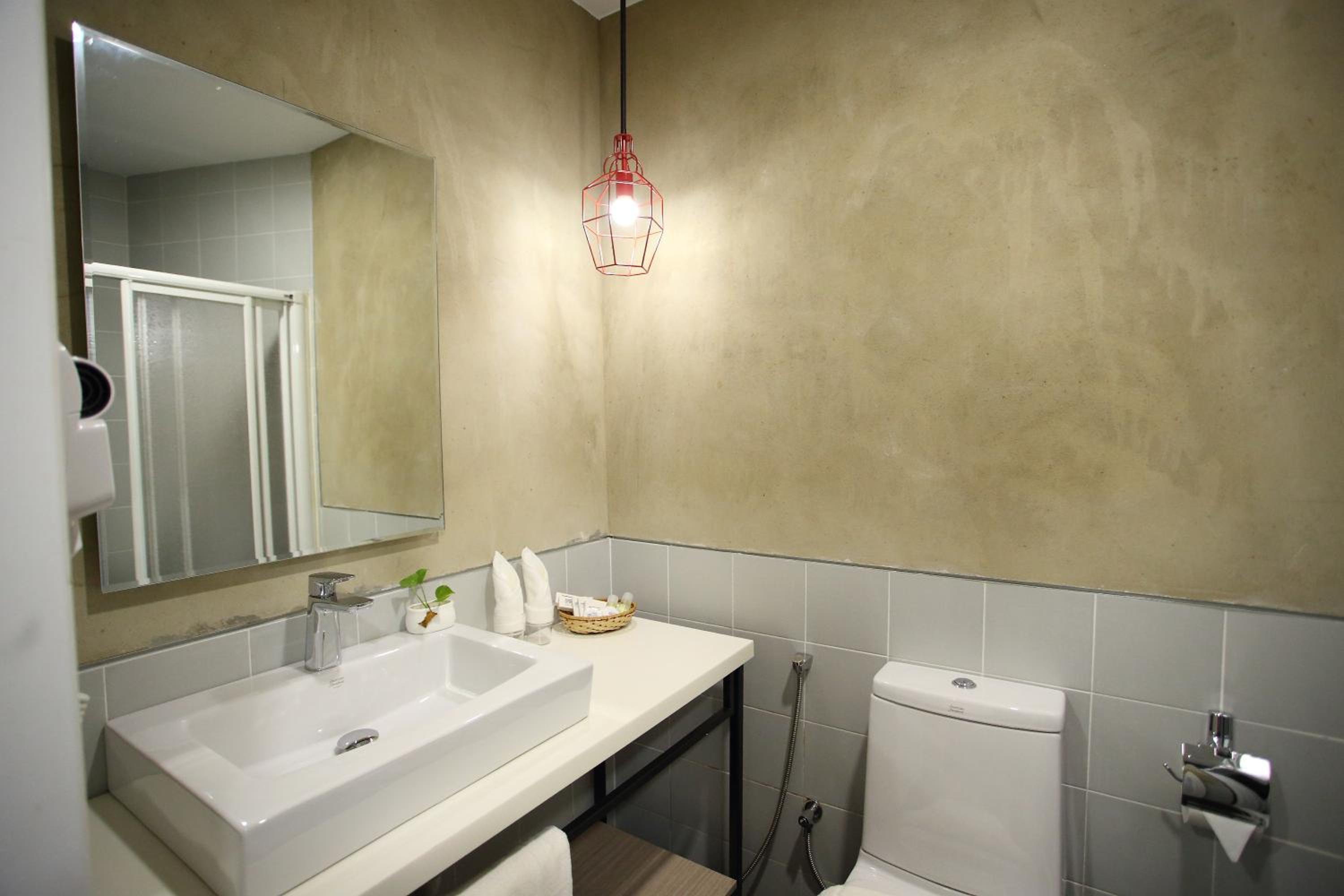 Deluxe King Room photo 3