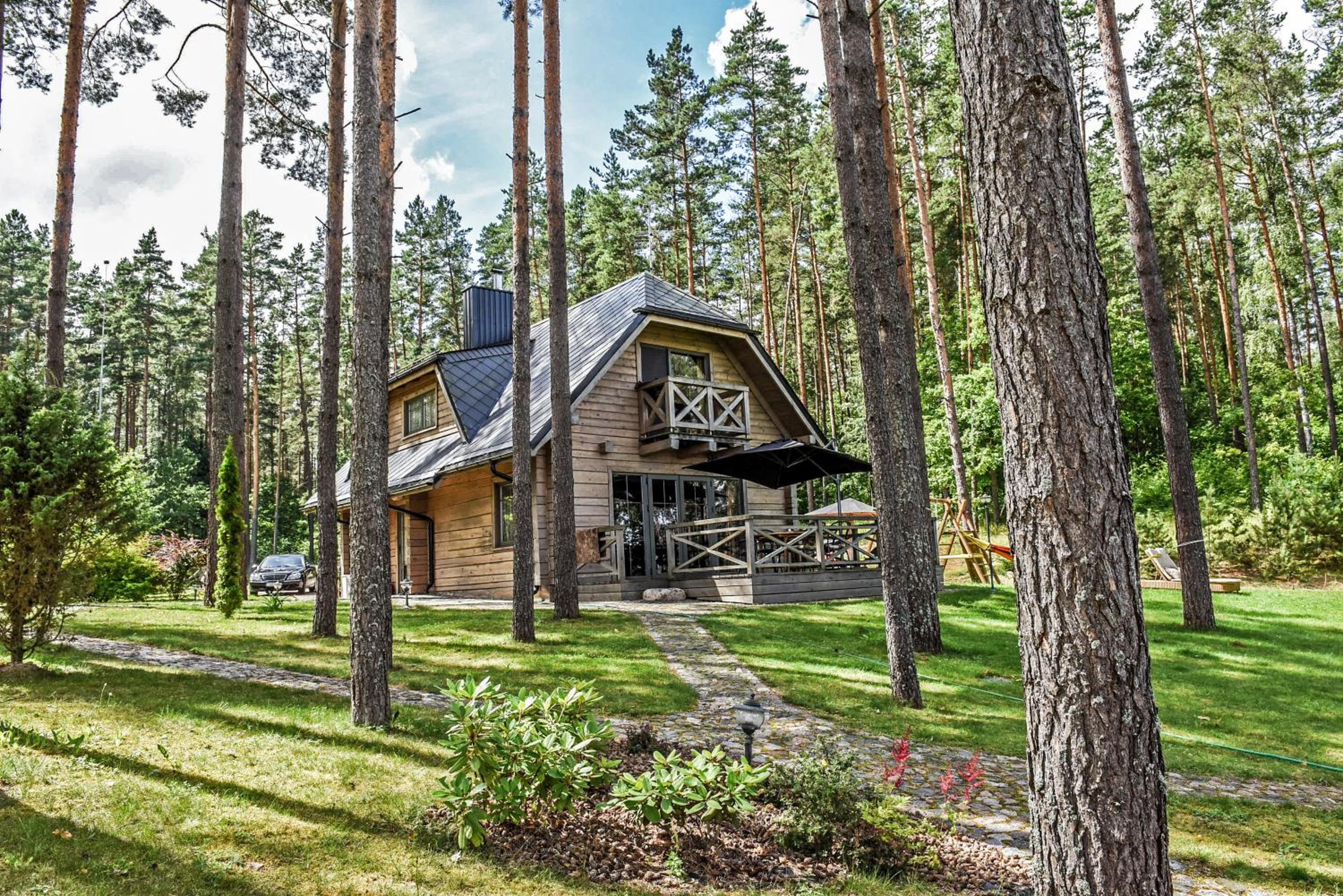 Villa photo 1