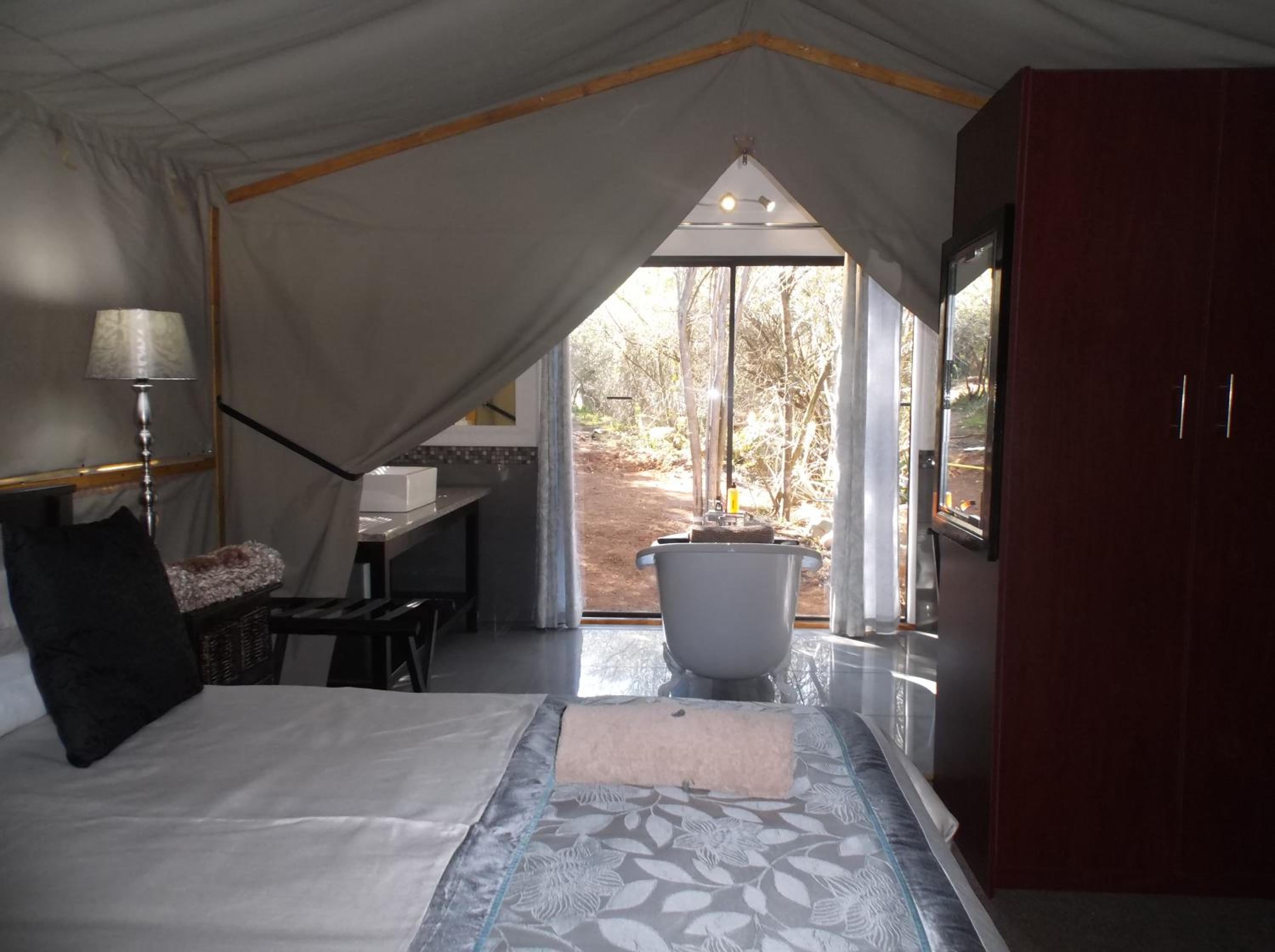 Luxury Tent 6/7 - Photo 13