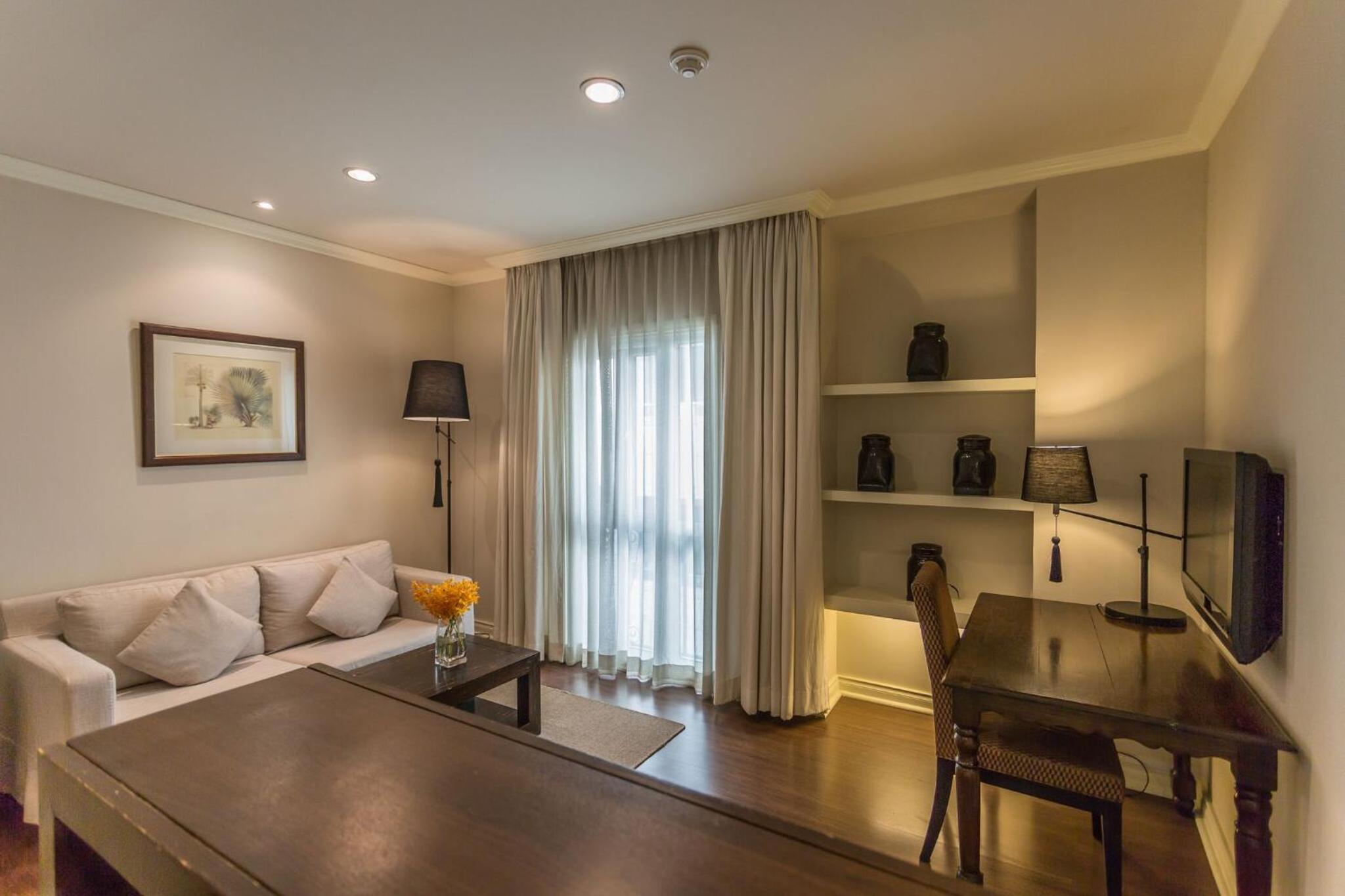 Studio Apartment photo 3