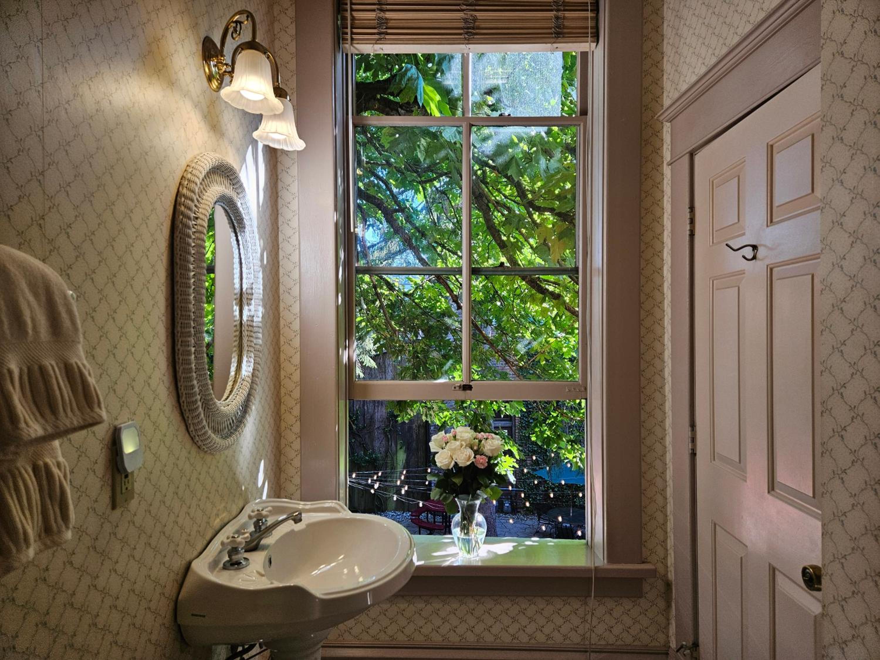 Queen Suite