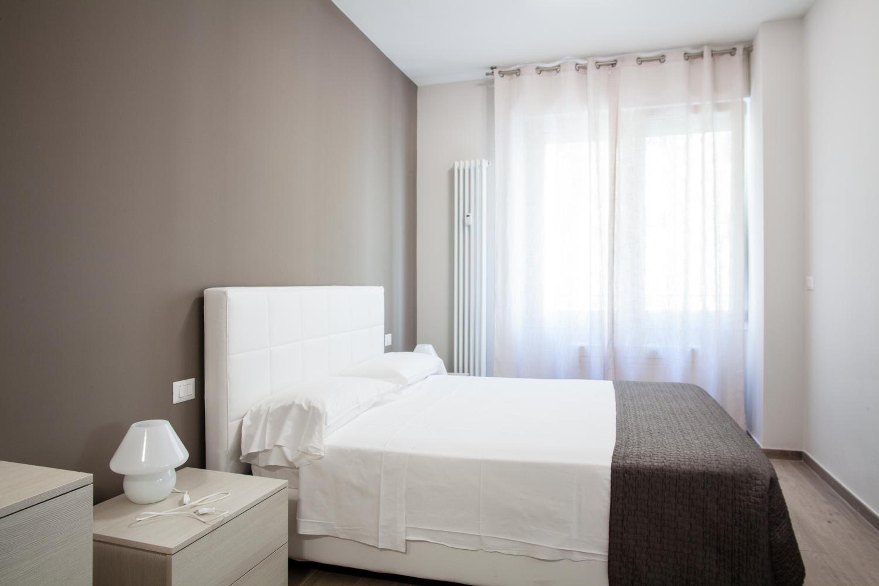 One-Bedroom Apartment (2 Adults)