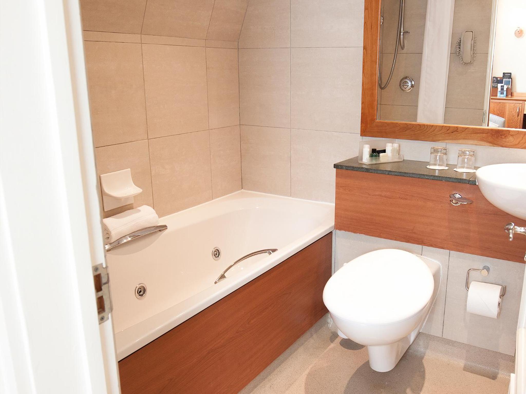 Standard Double Room - Photo 3