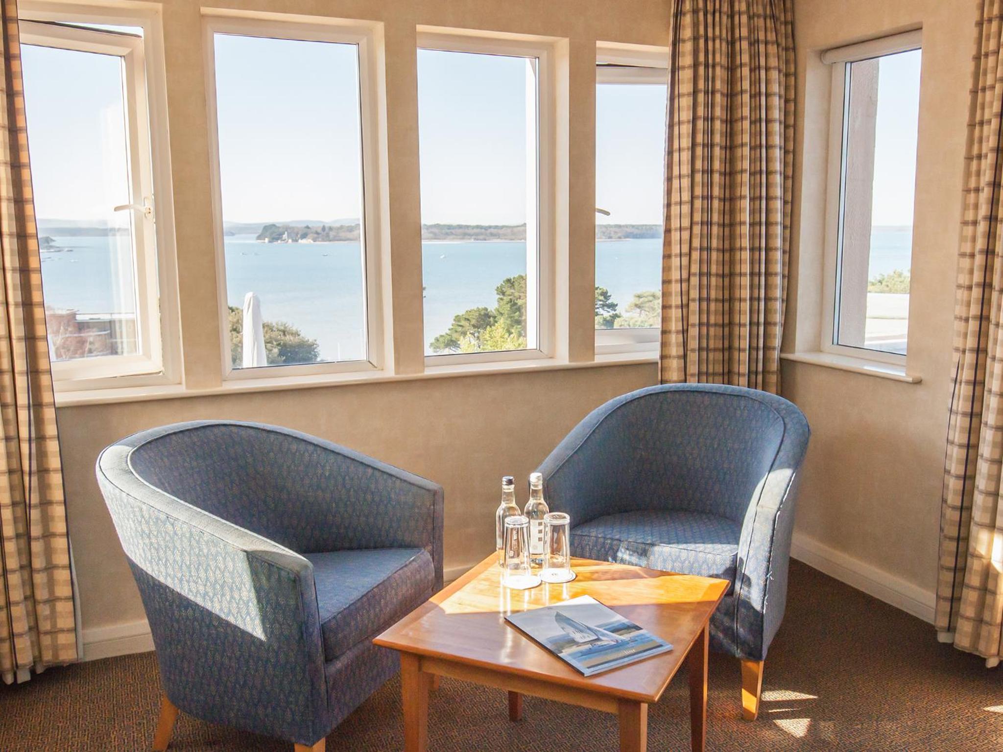 Double Room with Harbor View - Photo 3