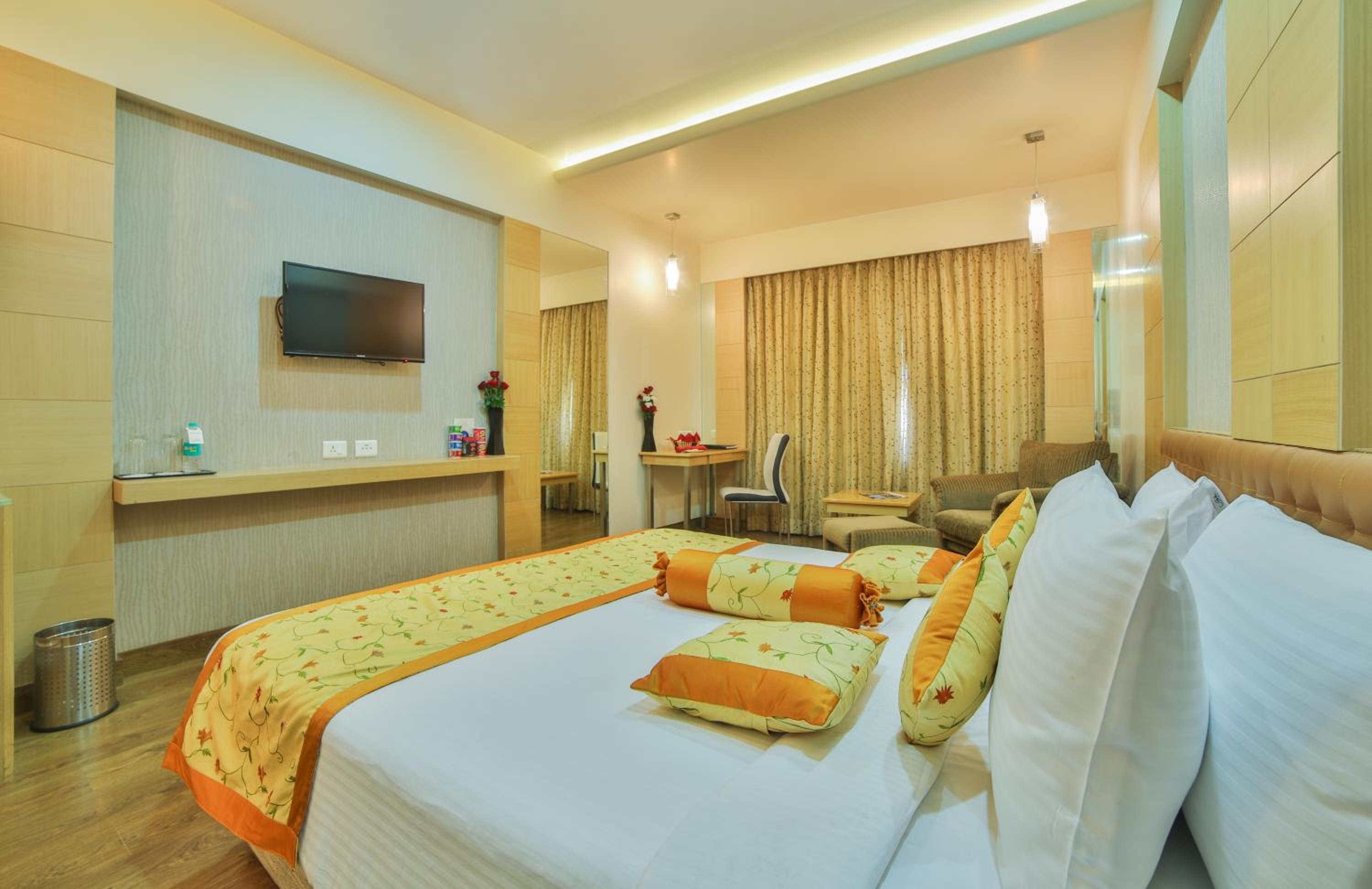 Deluxe Double Room  - Photo 12