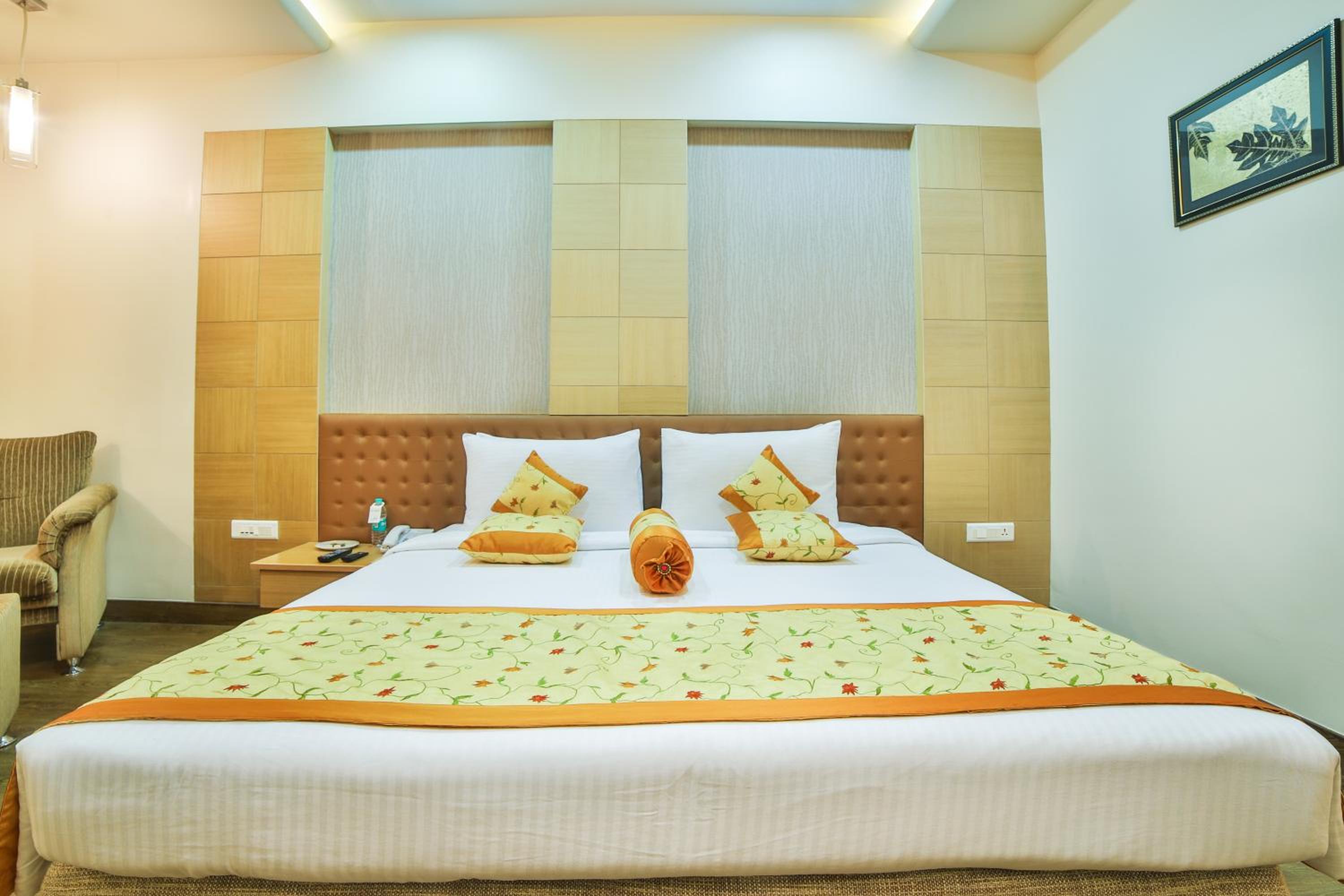 Deluxe Double Room  - Photo 5