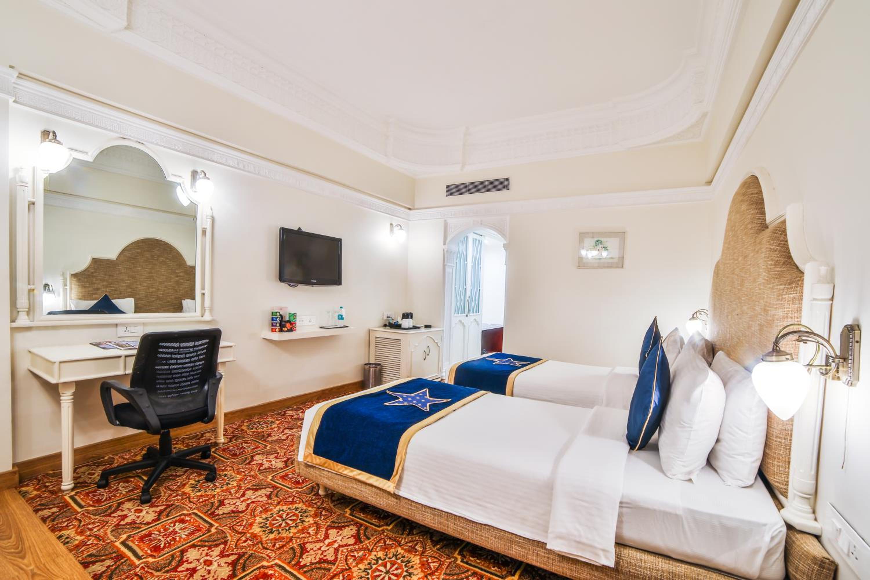 Deluxe Double Room  - Photo 8