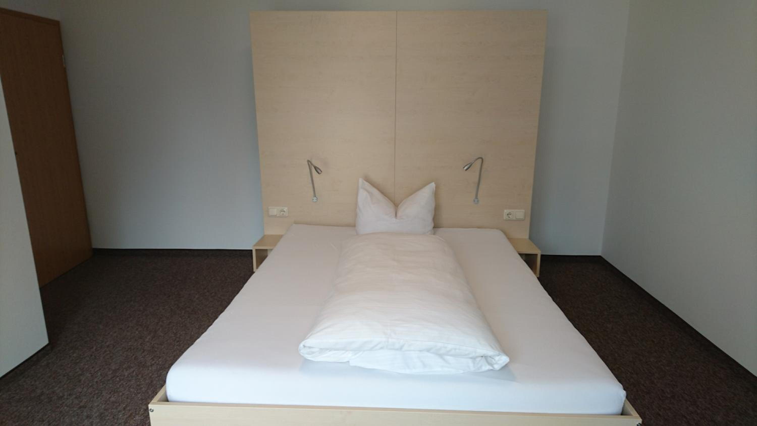 Double Room - Photo 3