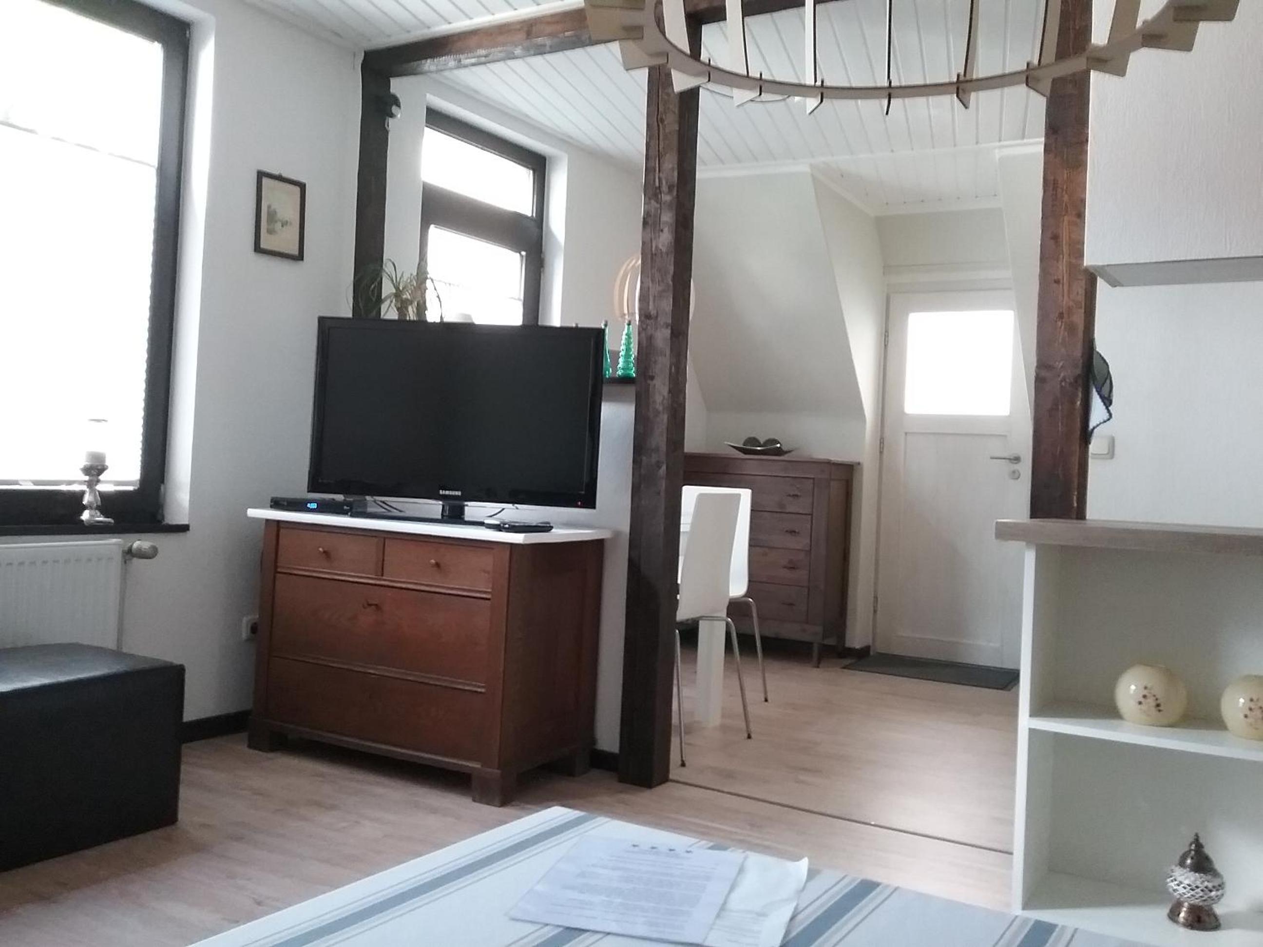 One-Bedroom Apartment photo 2