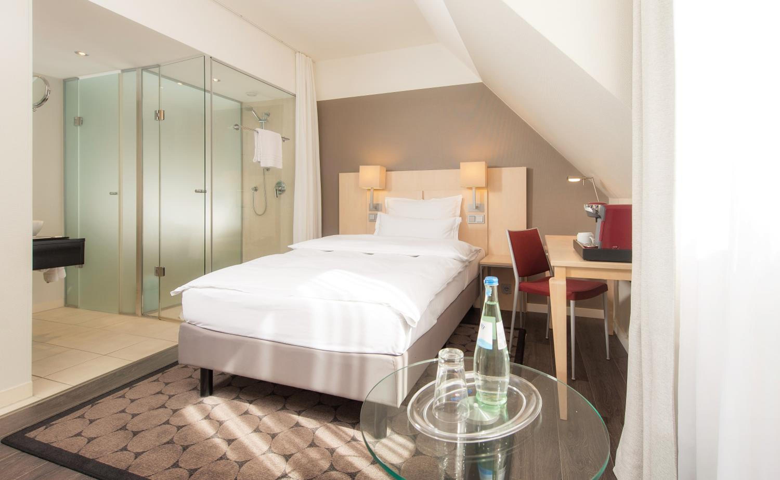 Standard Single Room photo 2