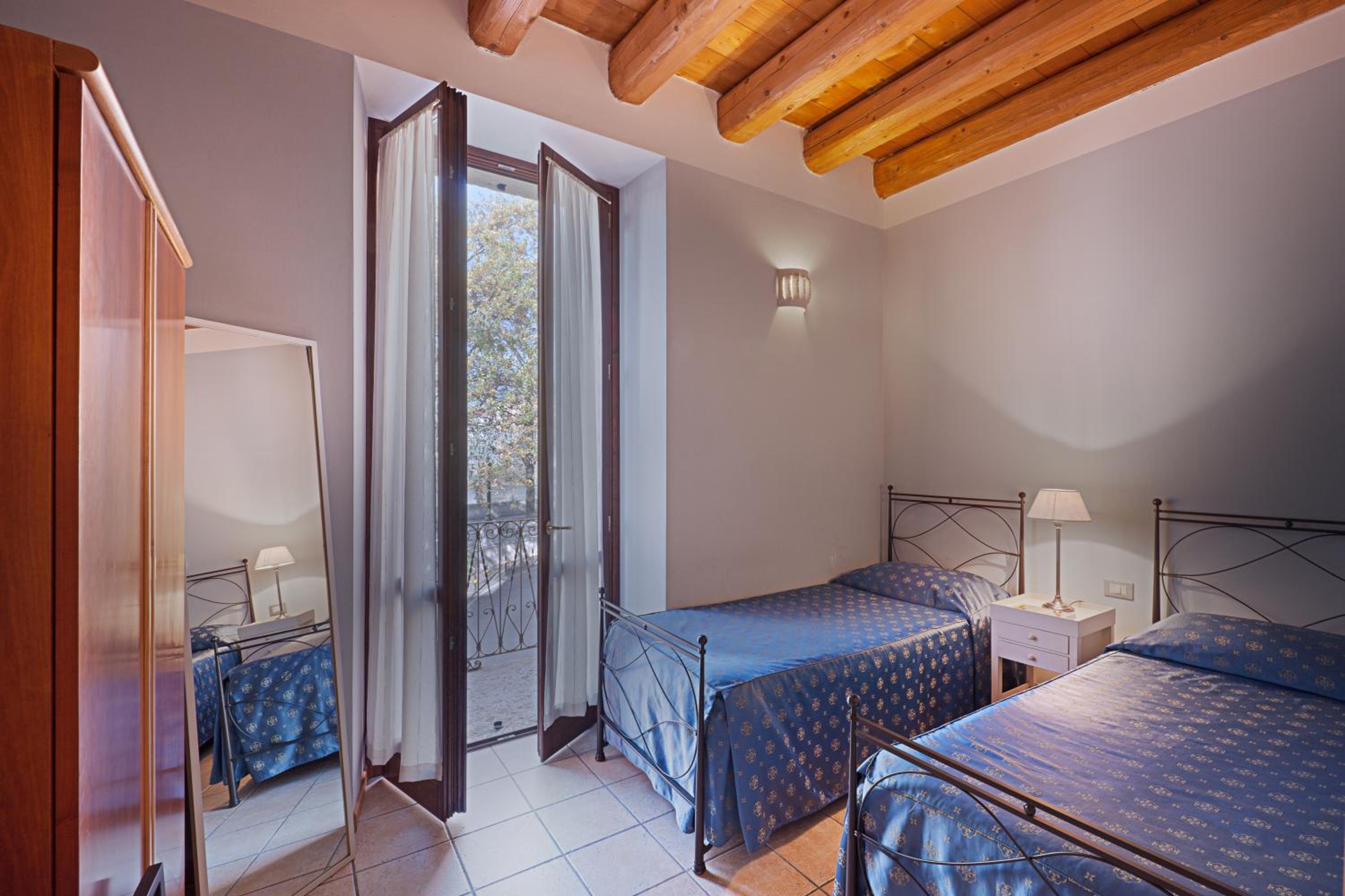 Two-Bedroom Apartment - Separate Building - Photo 4