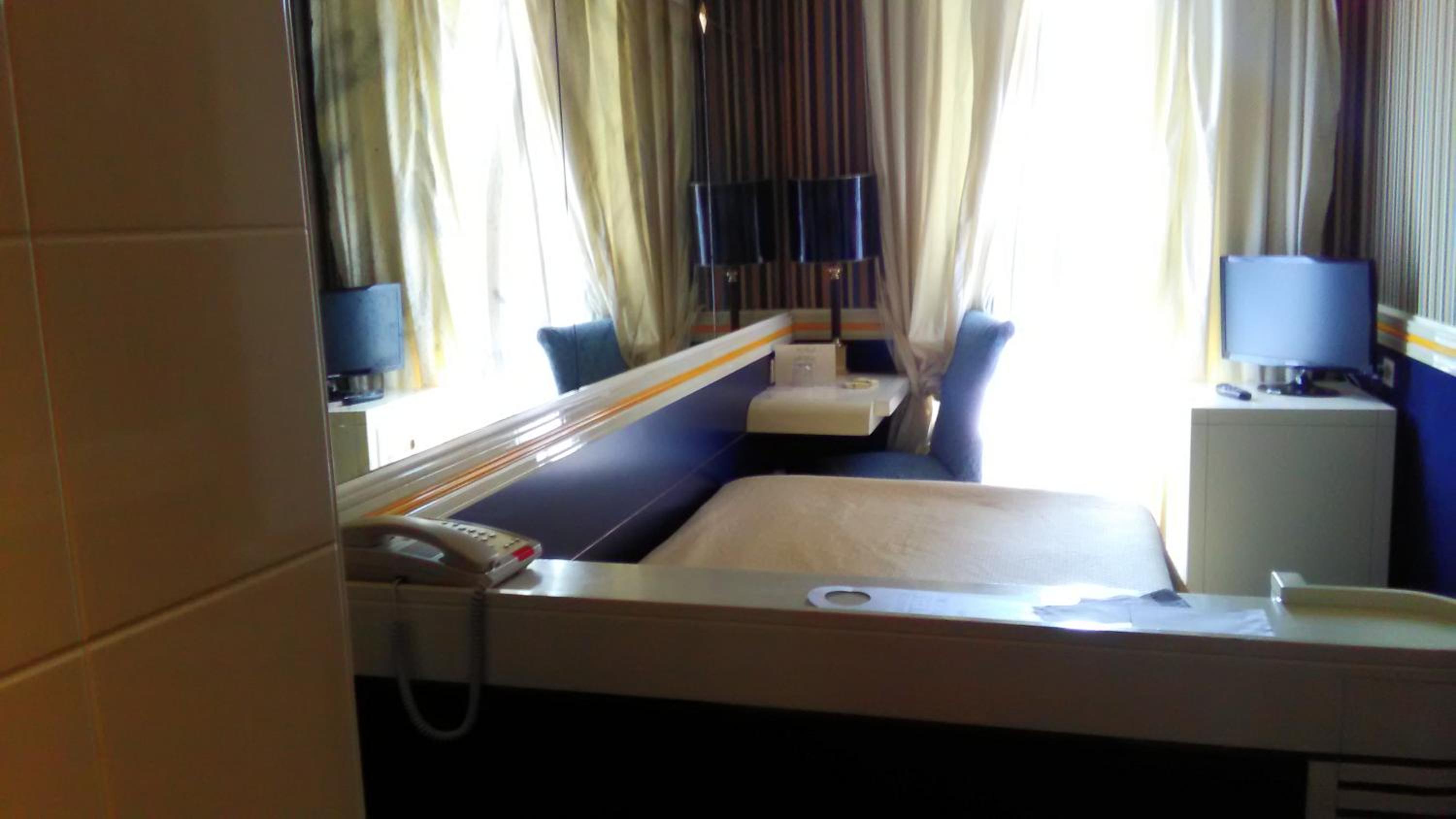 Business Room