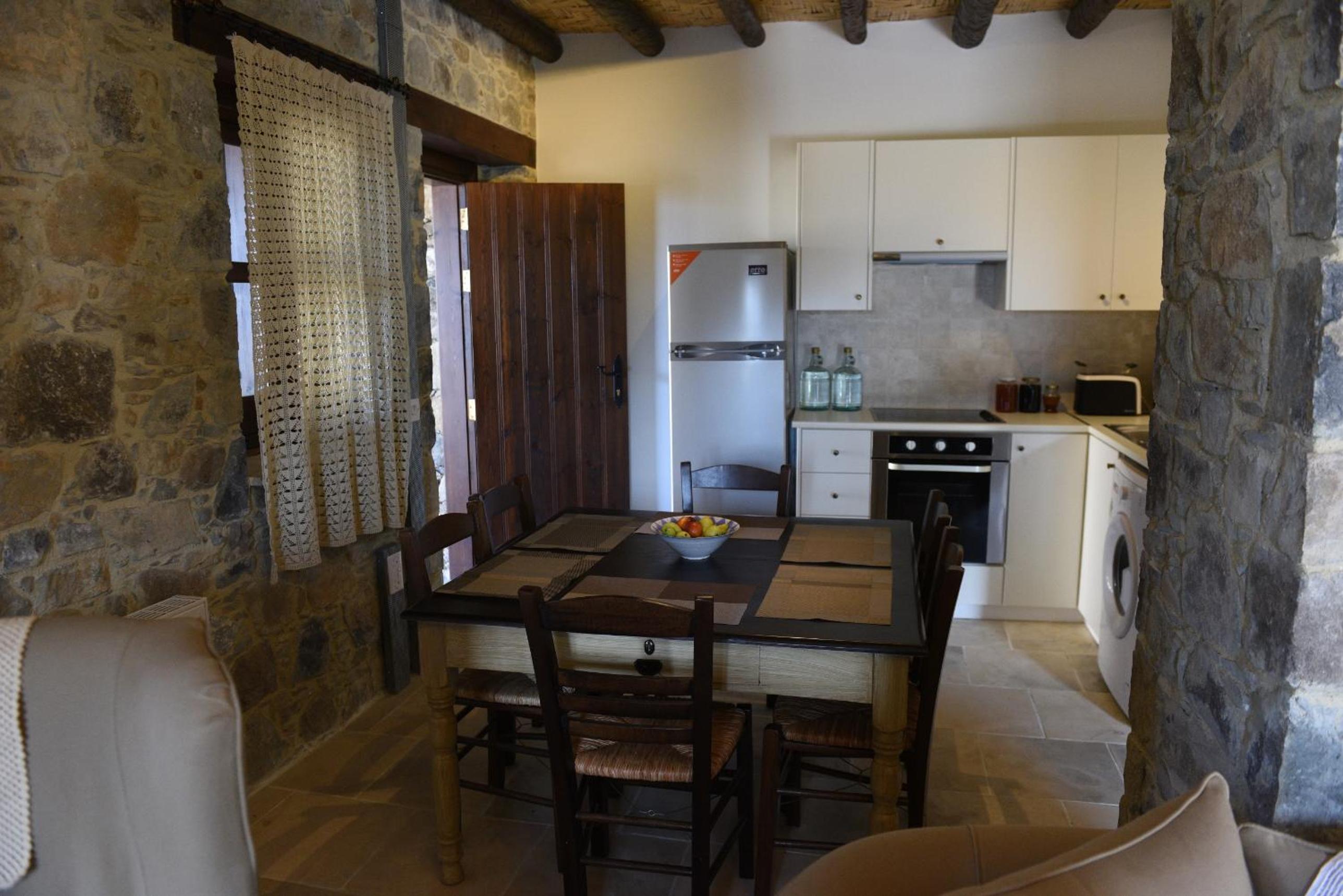 Two-Bedroom Holiday Home with Garden photo 2