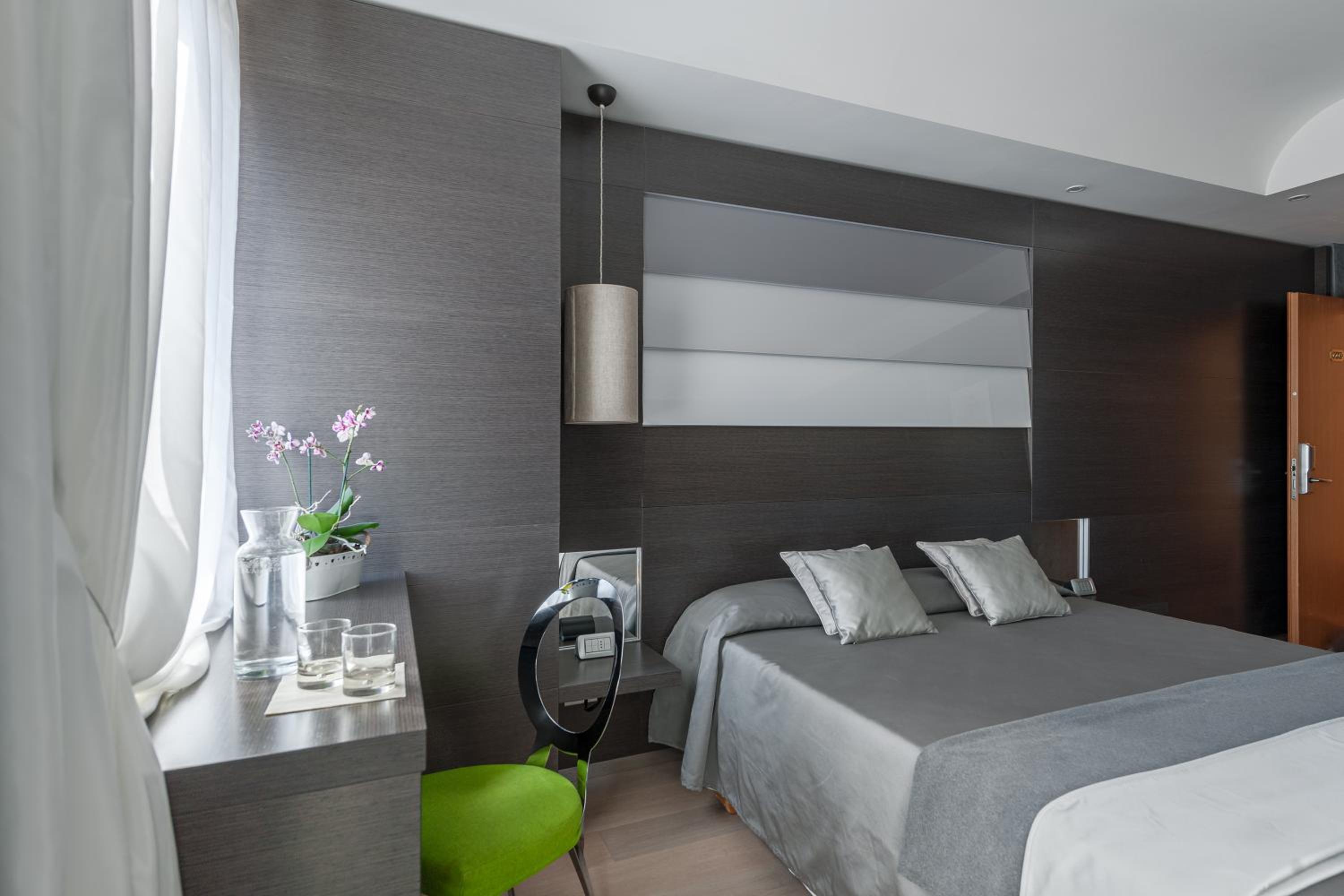 Deluxe Double Room - Photo 4