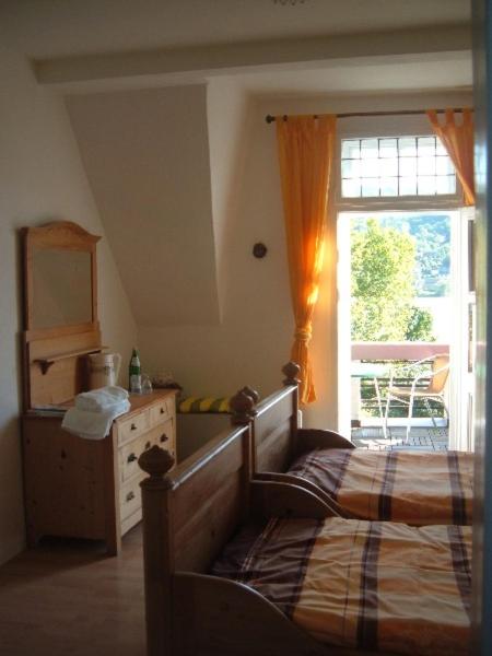 Two-Bedroom Suite - Photo 3