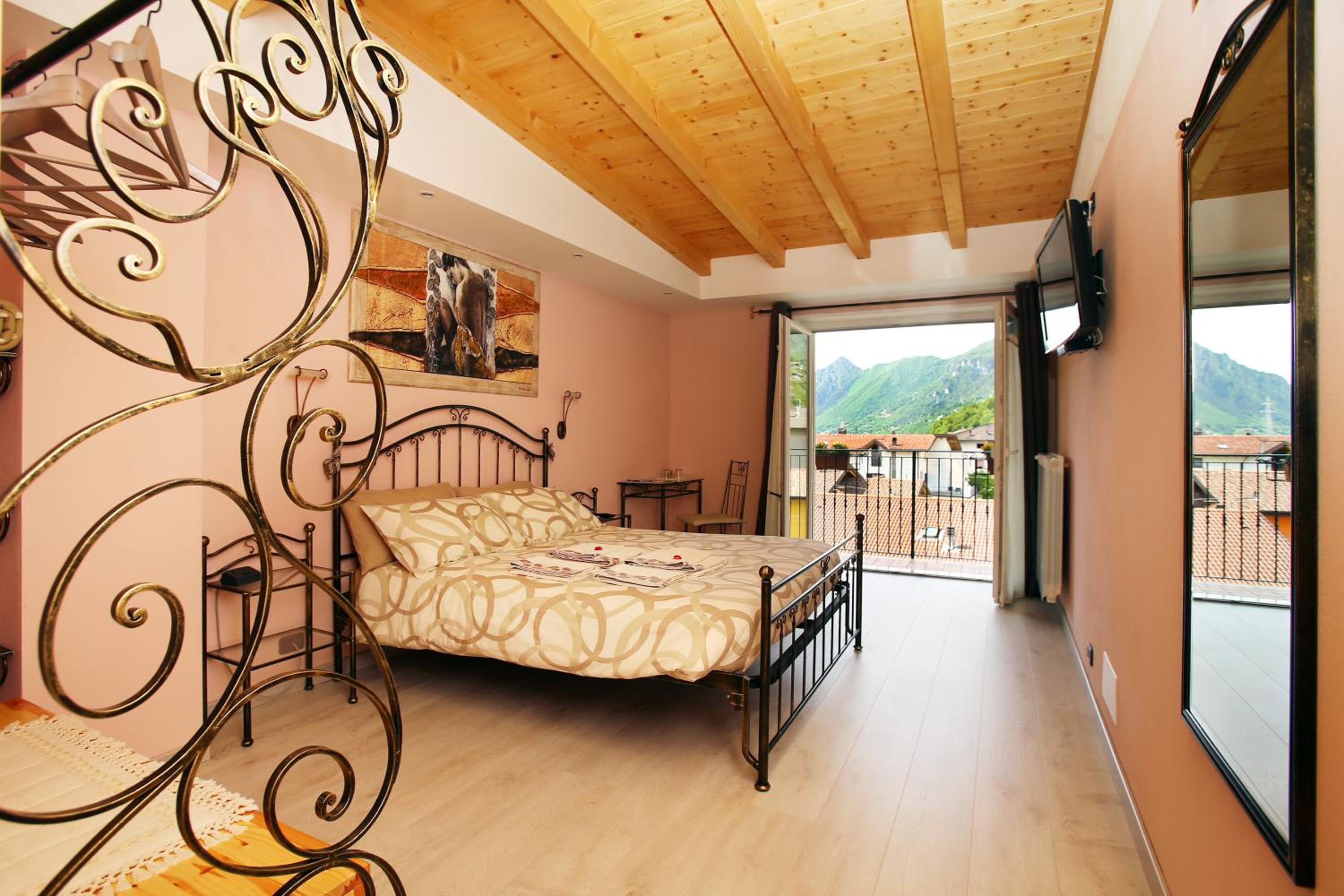 Double Room with Balcony photo 1