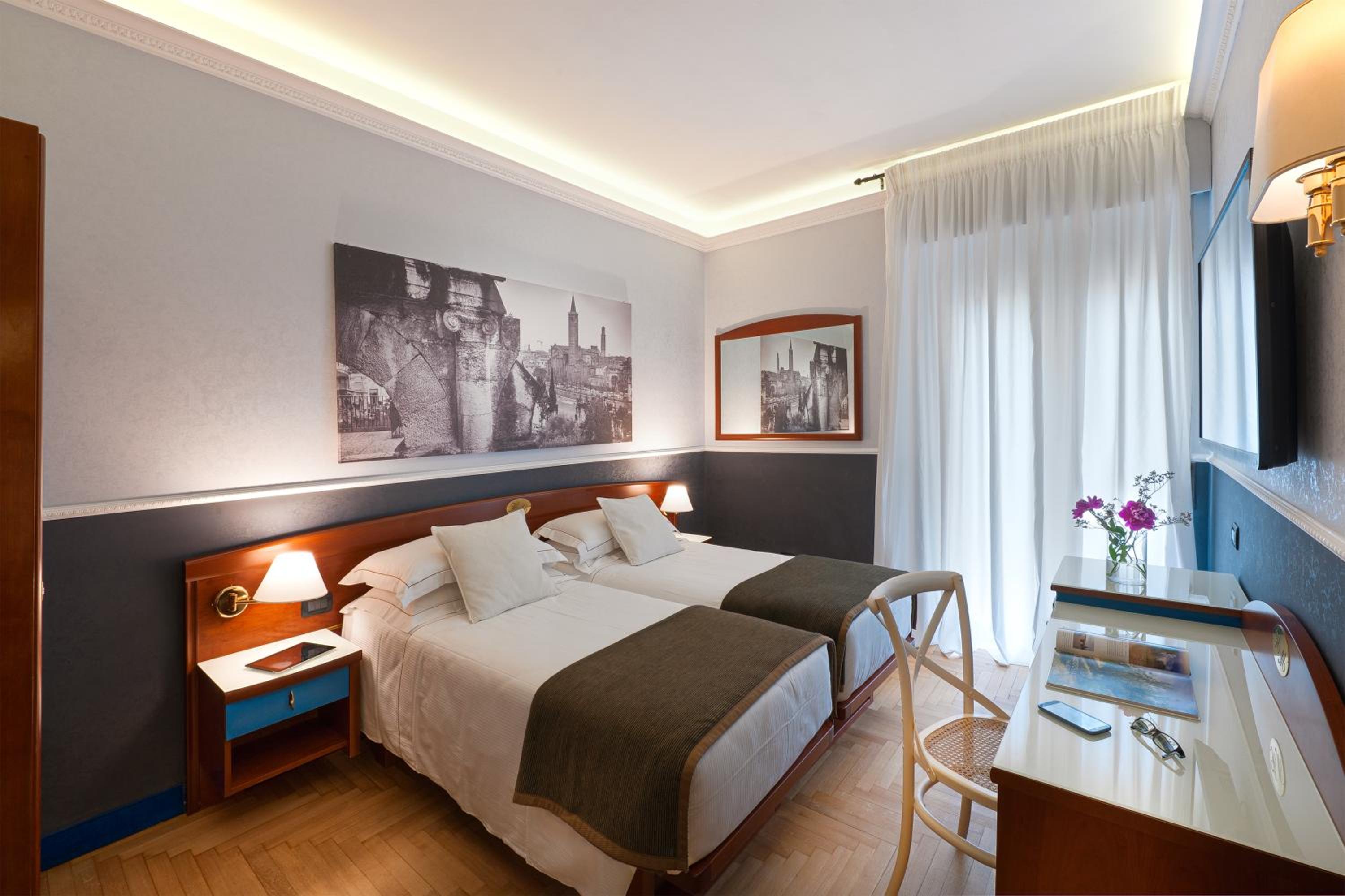 Double Room - Photo 3