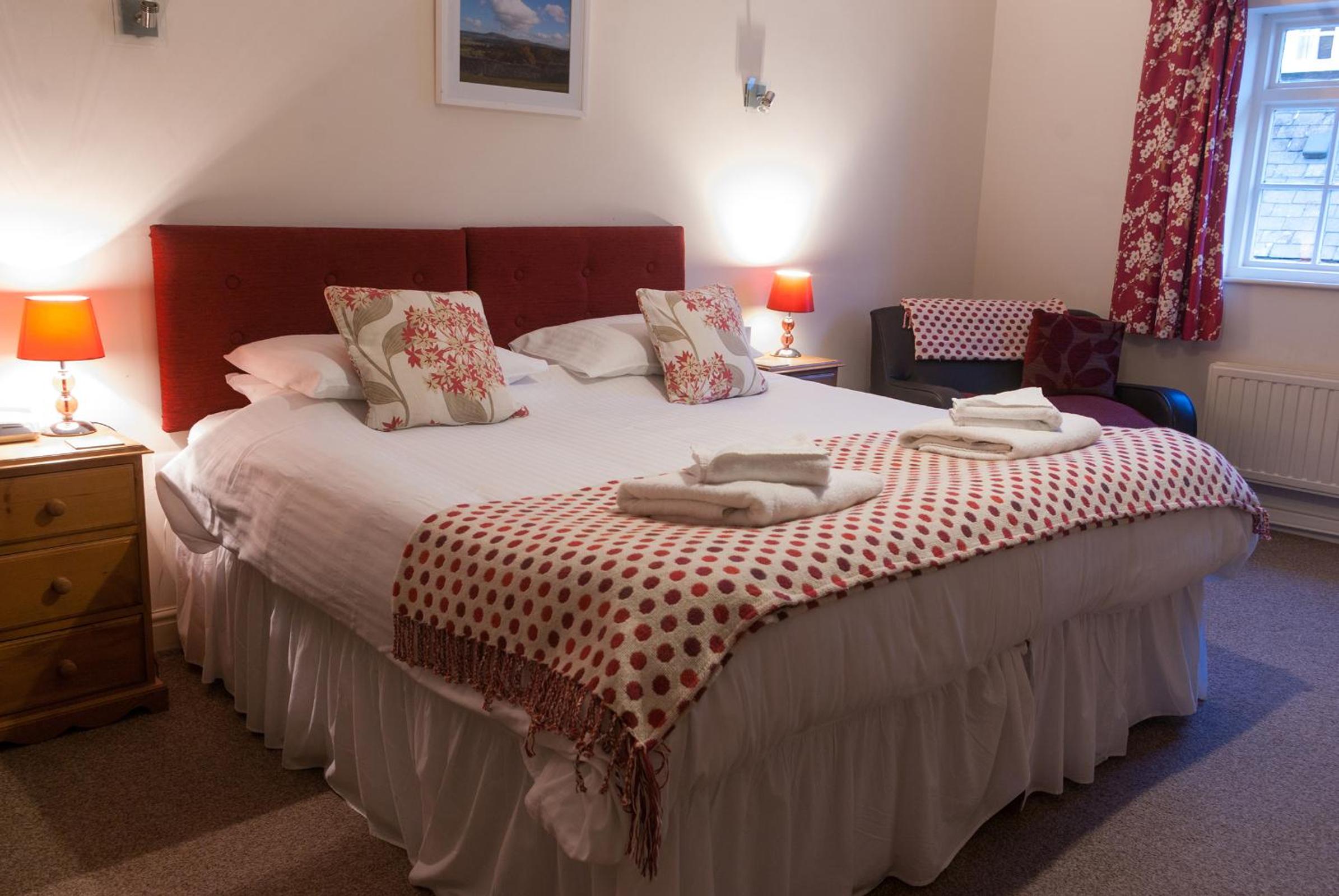 Premium Double or Twin Room - Photo 3
