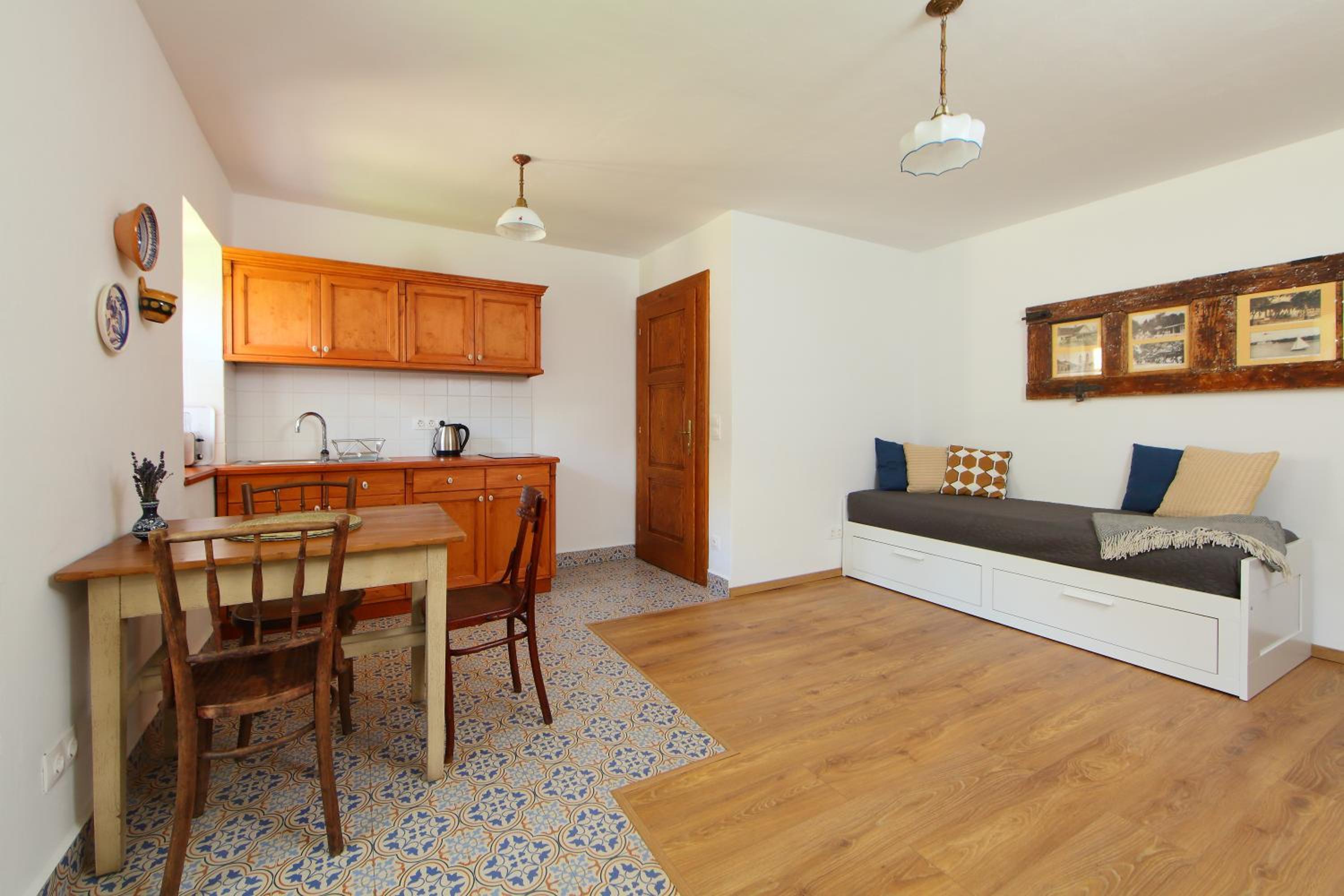 One-Bedroom Suite