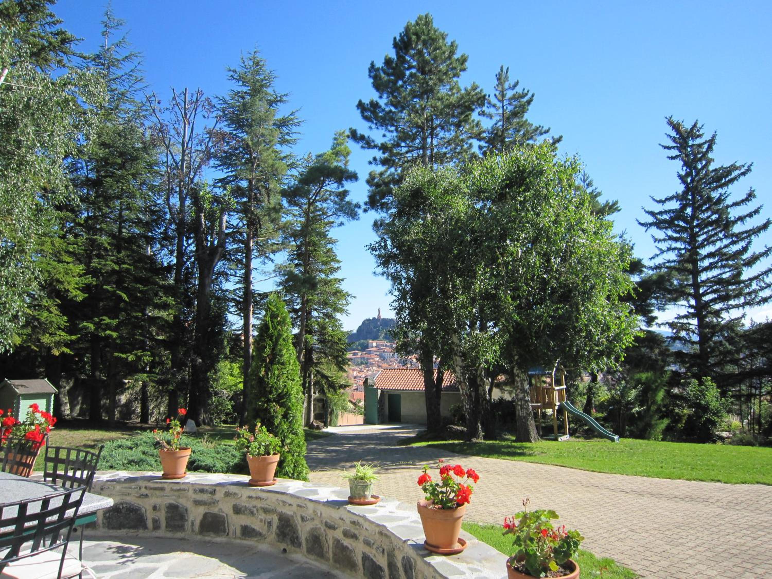 Villa photo 1