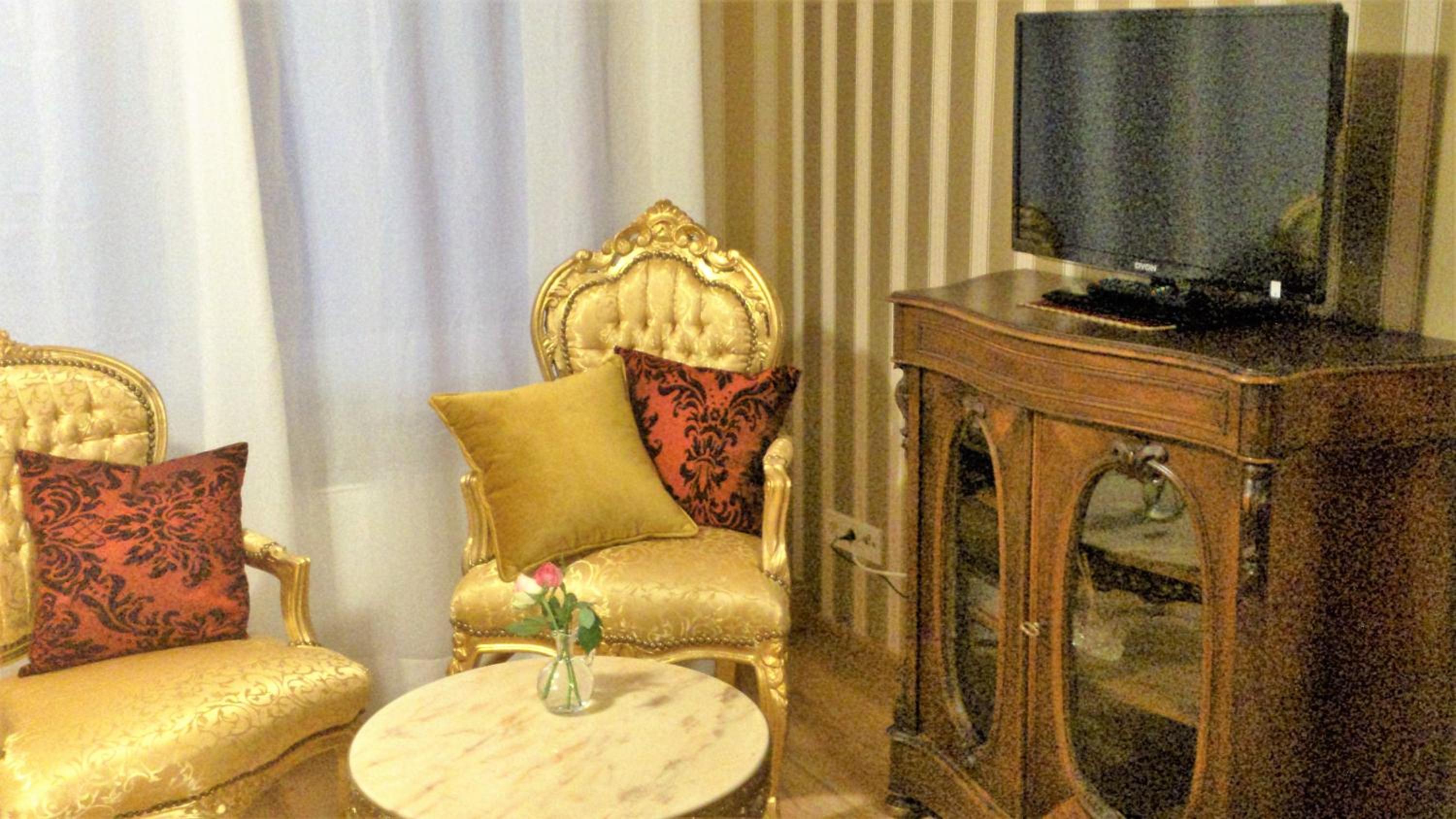 Deluxe Double Room with Shower photo 1