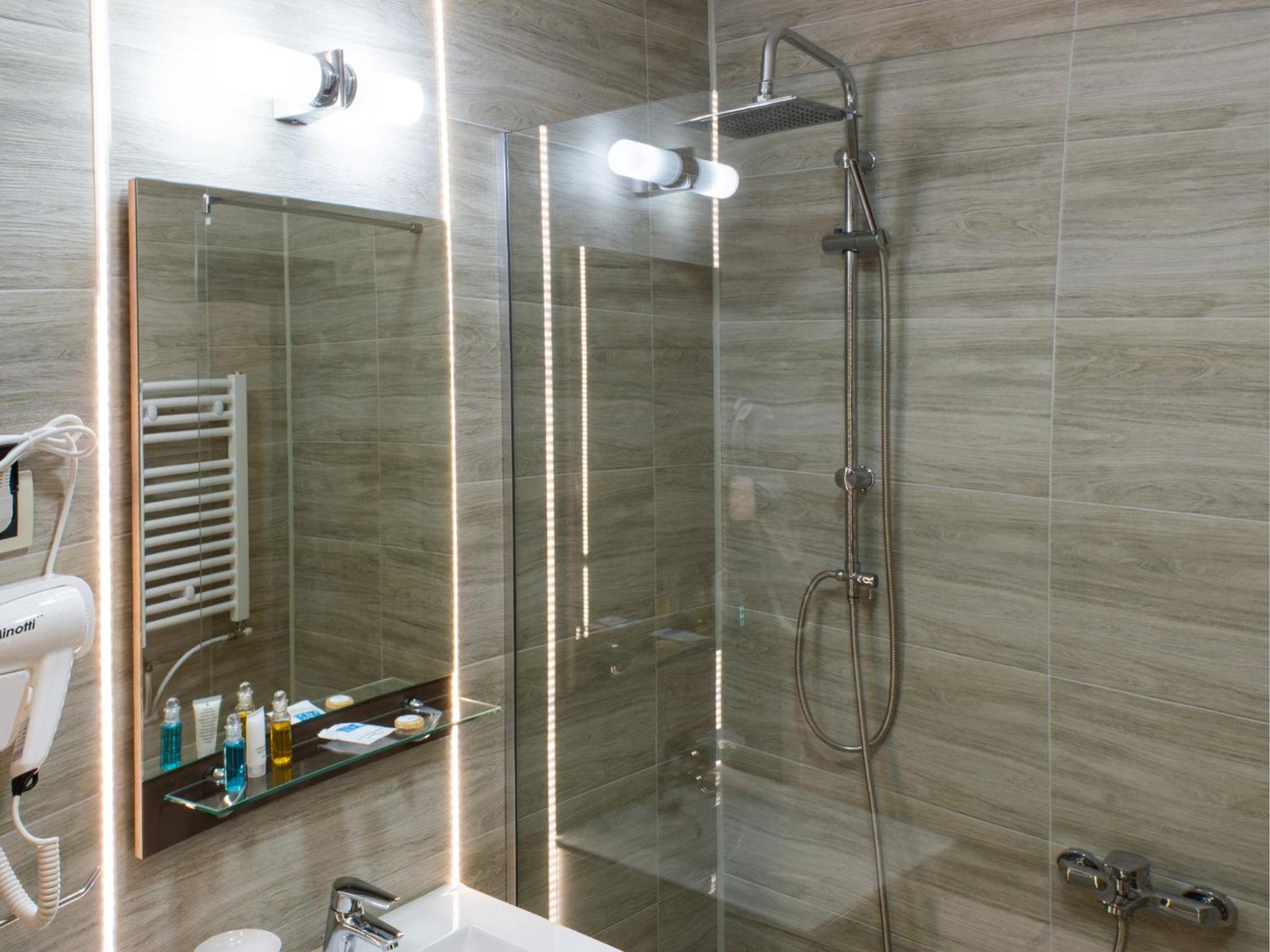 Deluxe Double Room - Photo 2
