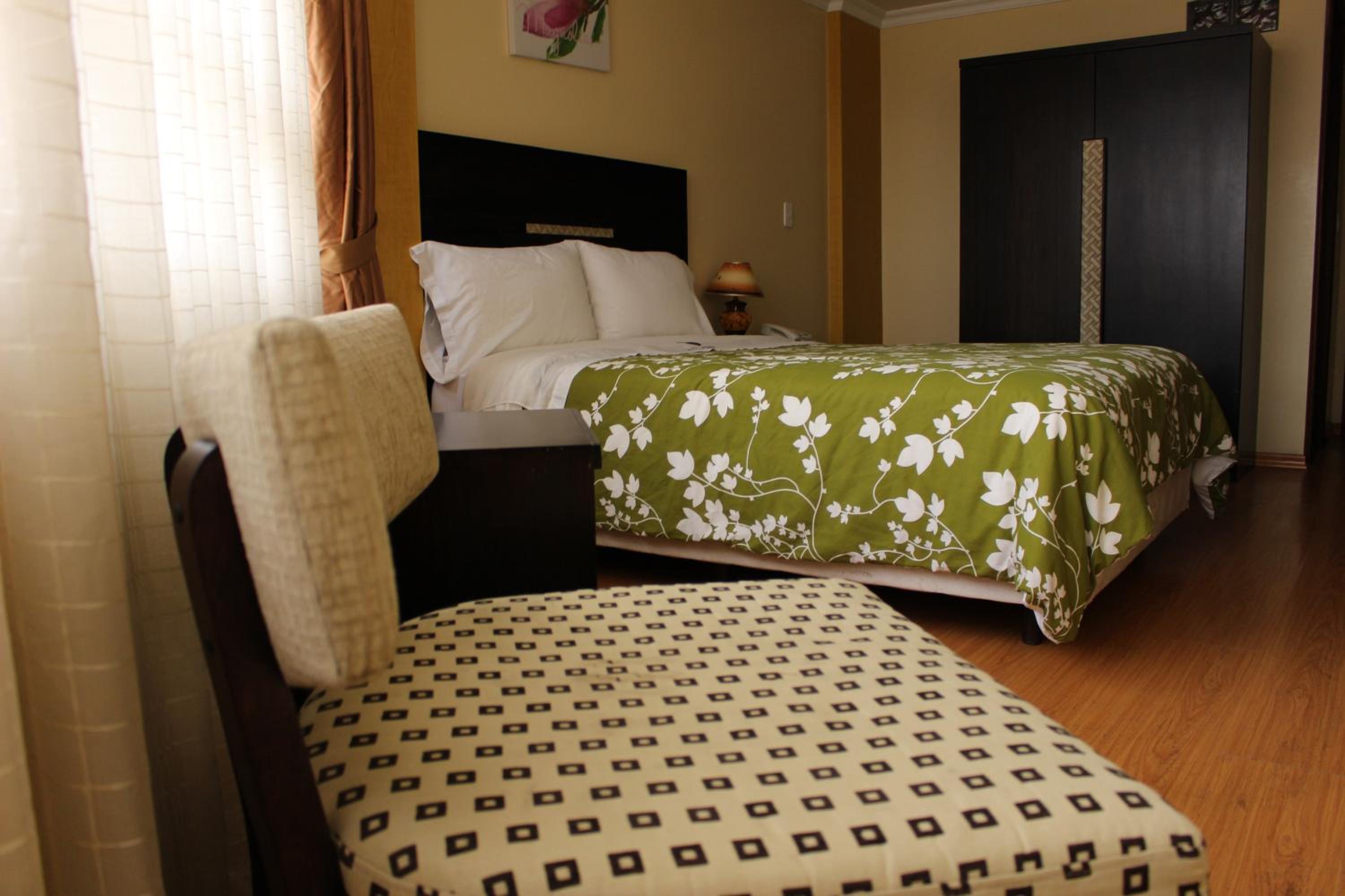 Single Room photo 2