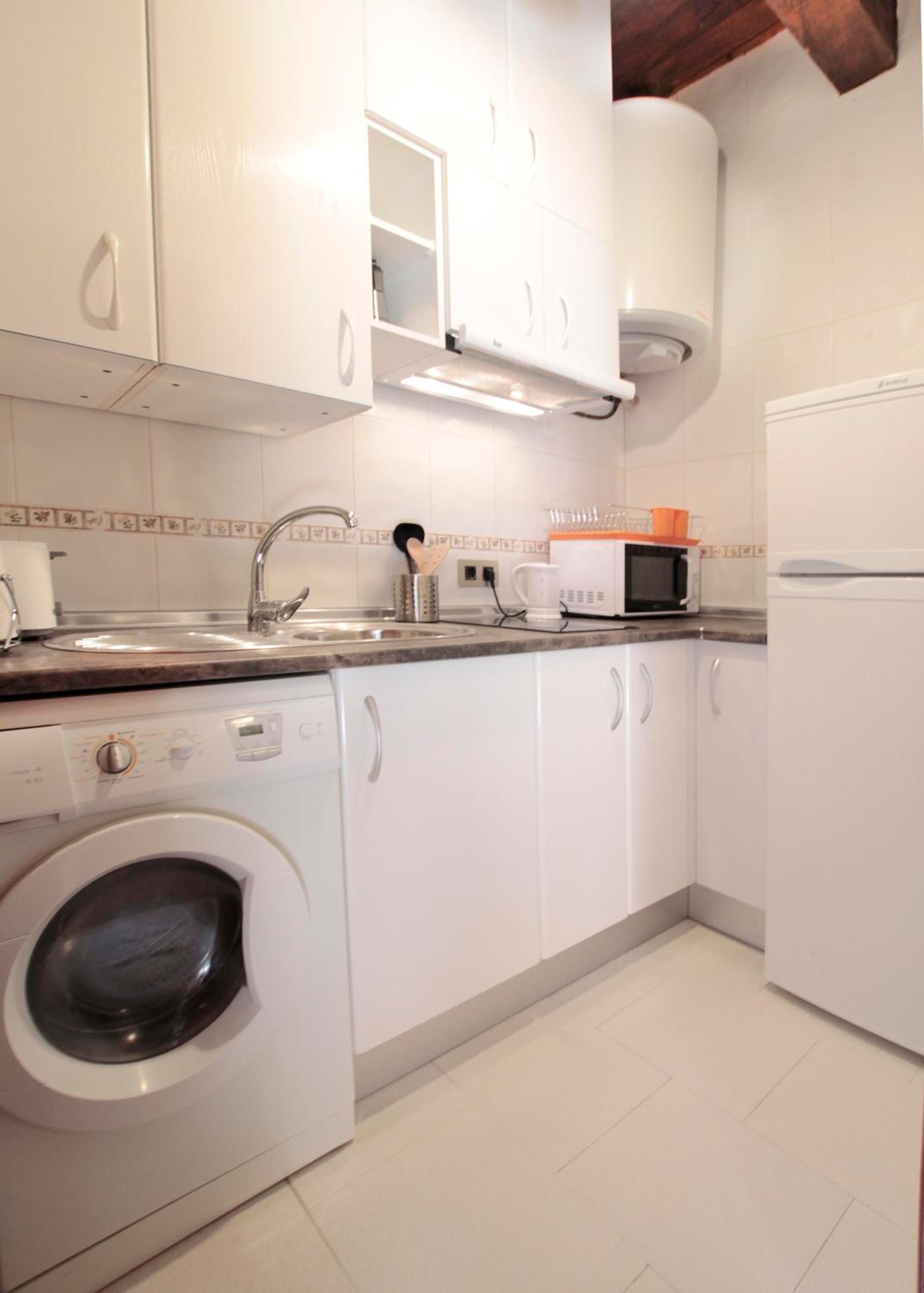 Apartment - Photo 4