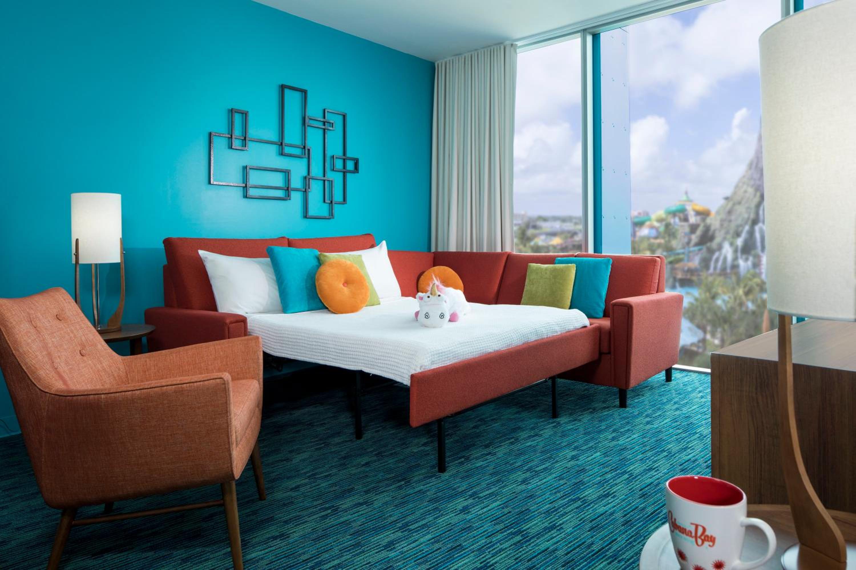 Two-Bedroom Suite with Water Park View (Includes Early Park Admission) thumbnail 6