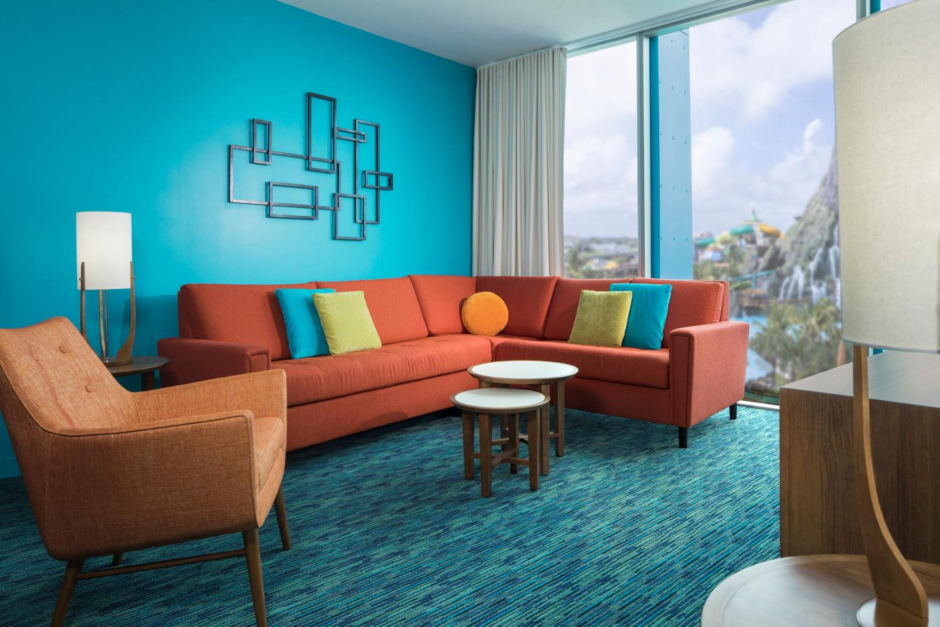 Two-Bedroom Suite with Water Park View (Includes Early Park Admission) thumbnail 6