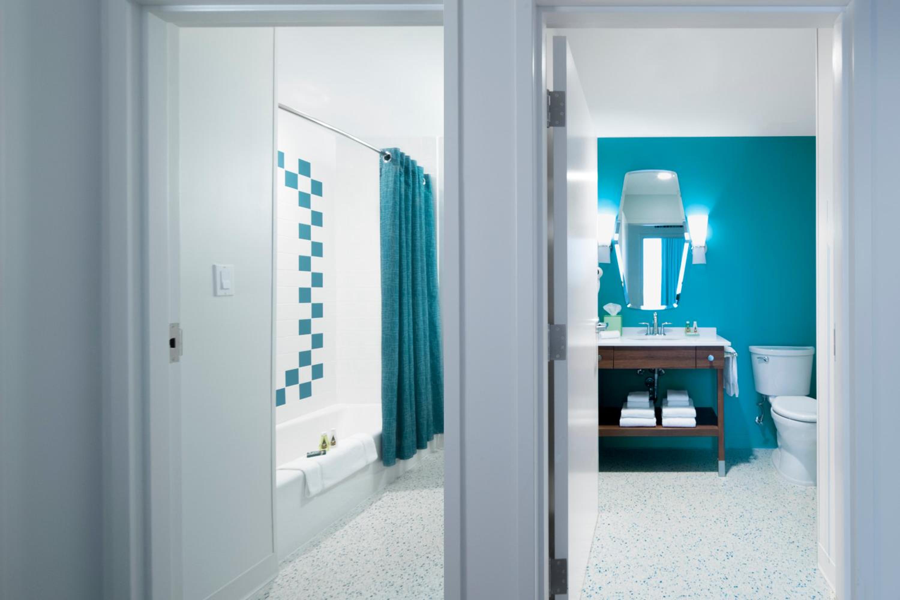 Standard Room with Partial Pool View (Includes Early Park Admission)