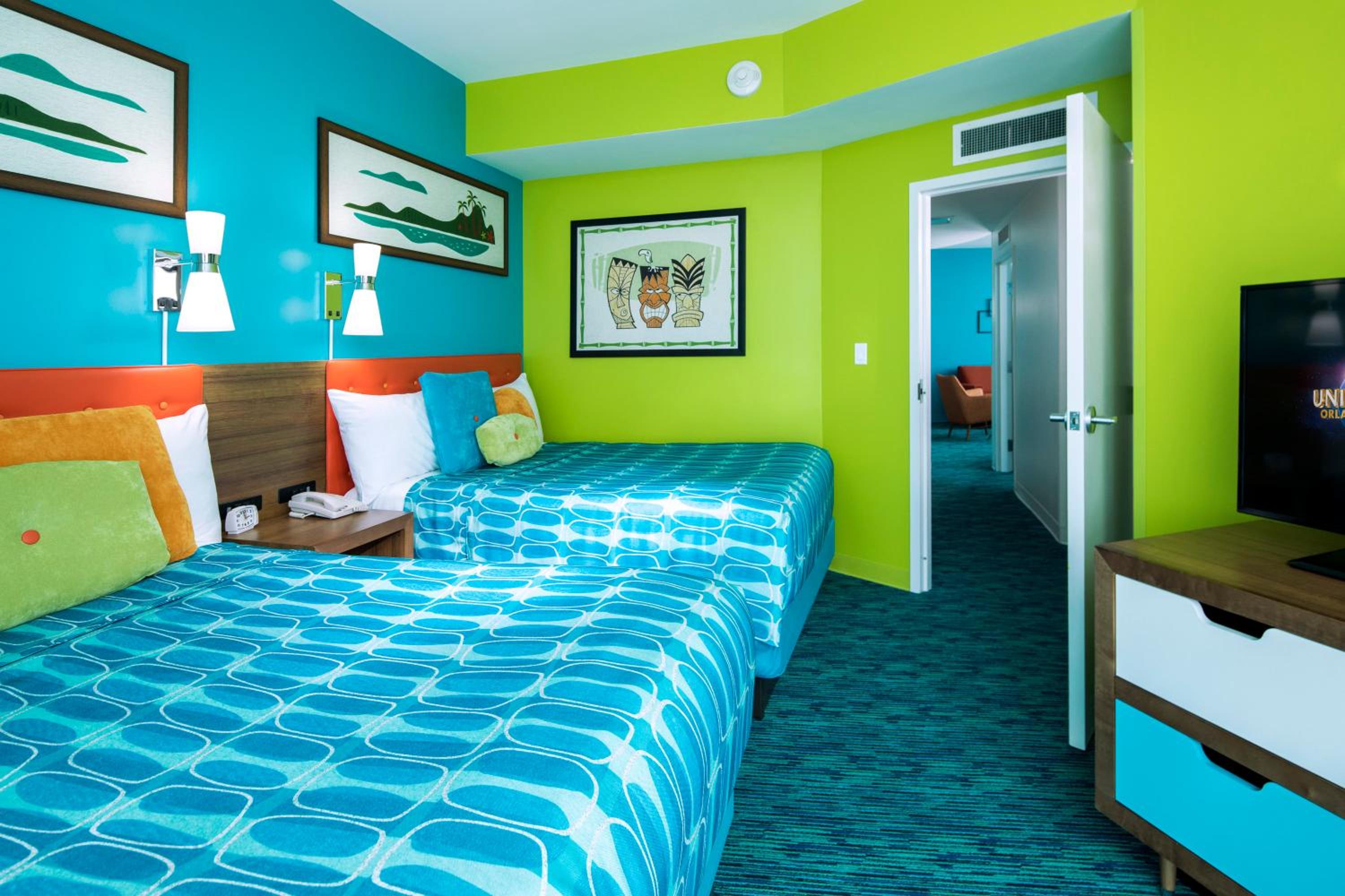 Two-Bedroom Suite with Water Park View (Includes Early Park Admission)