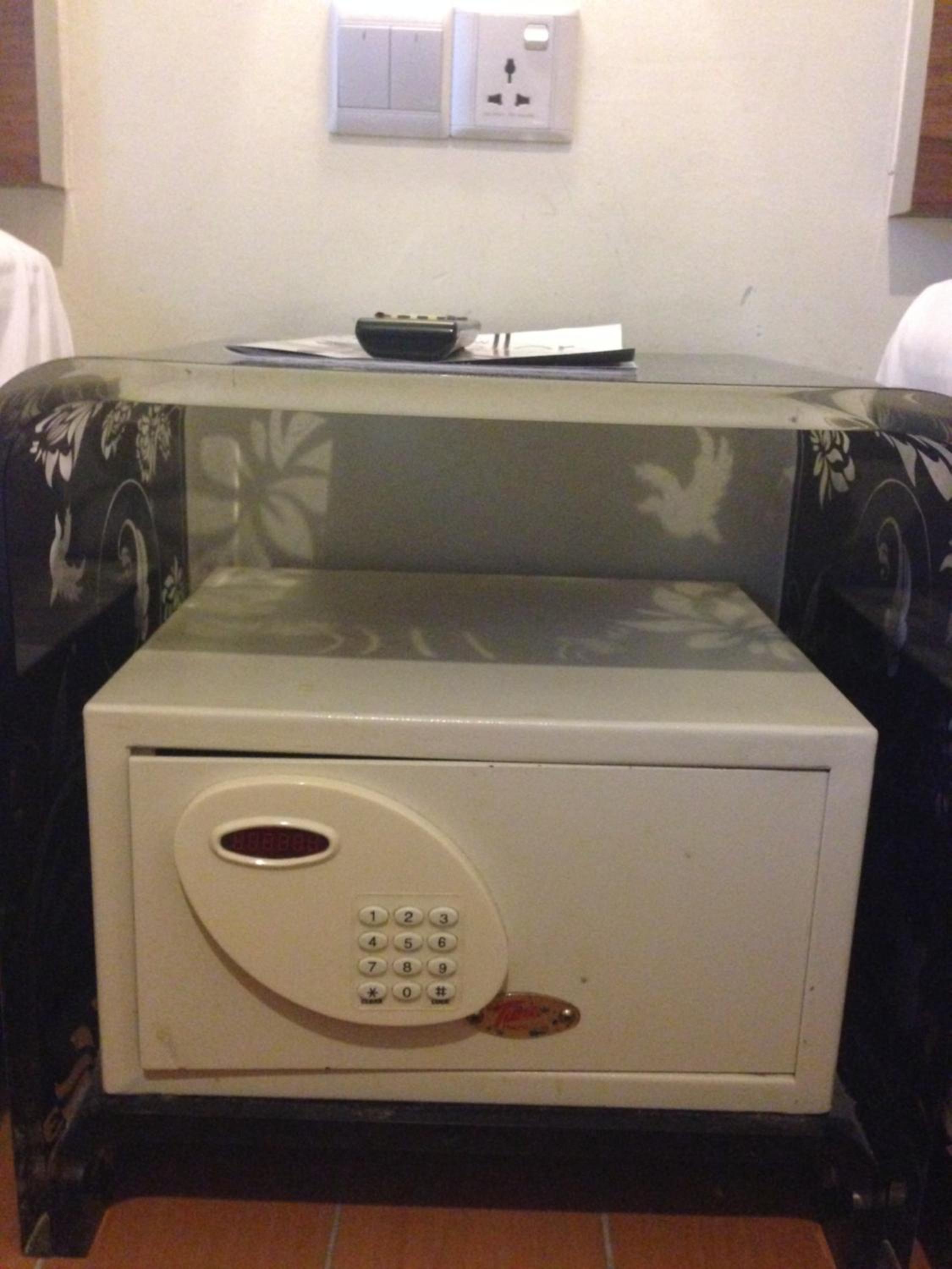 Twin Room - Photo 4
