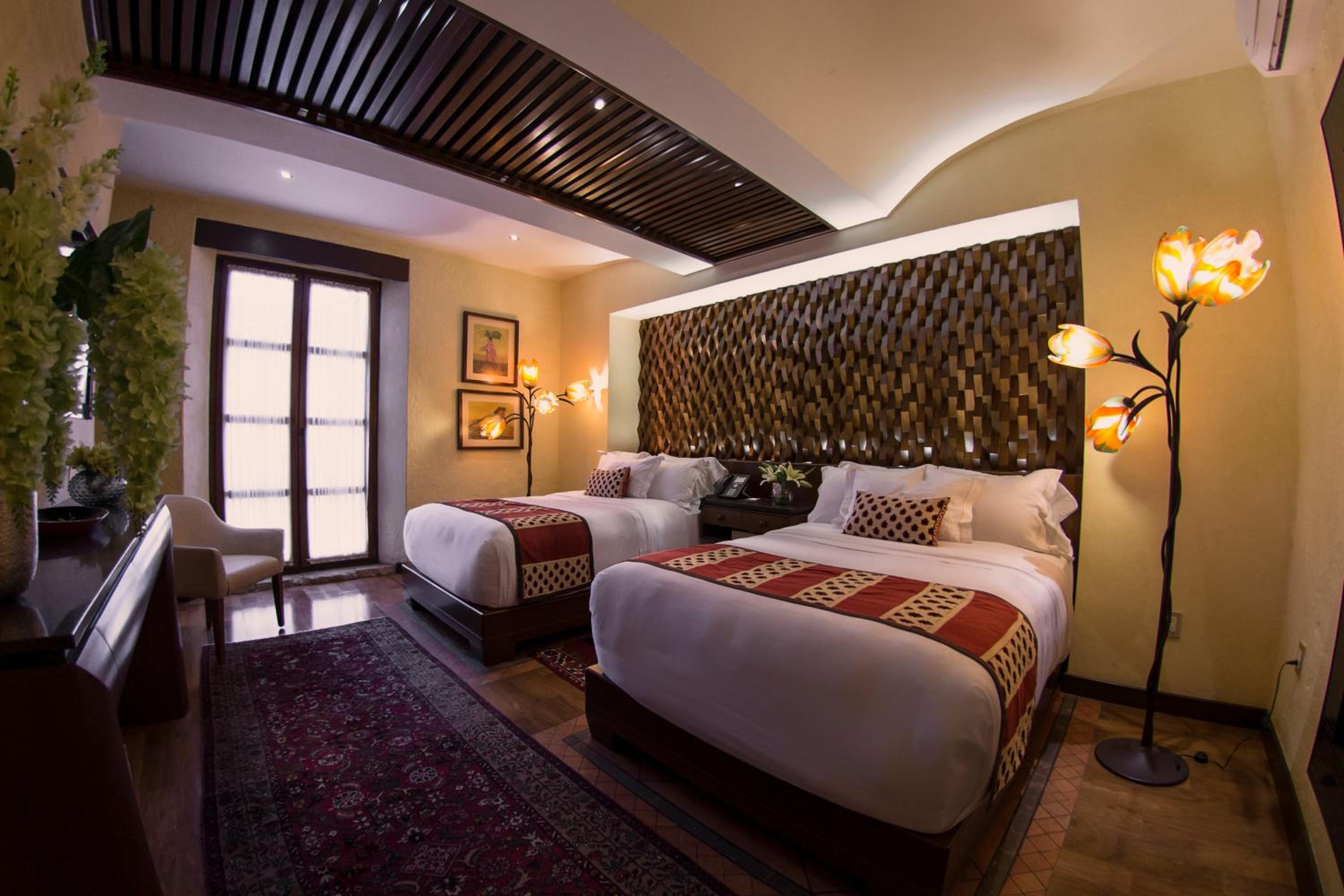 Deluxe Double Room with Two Double Beds - Photo 5