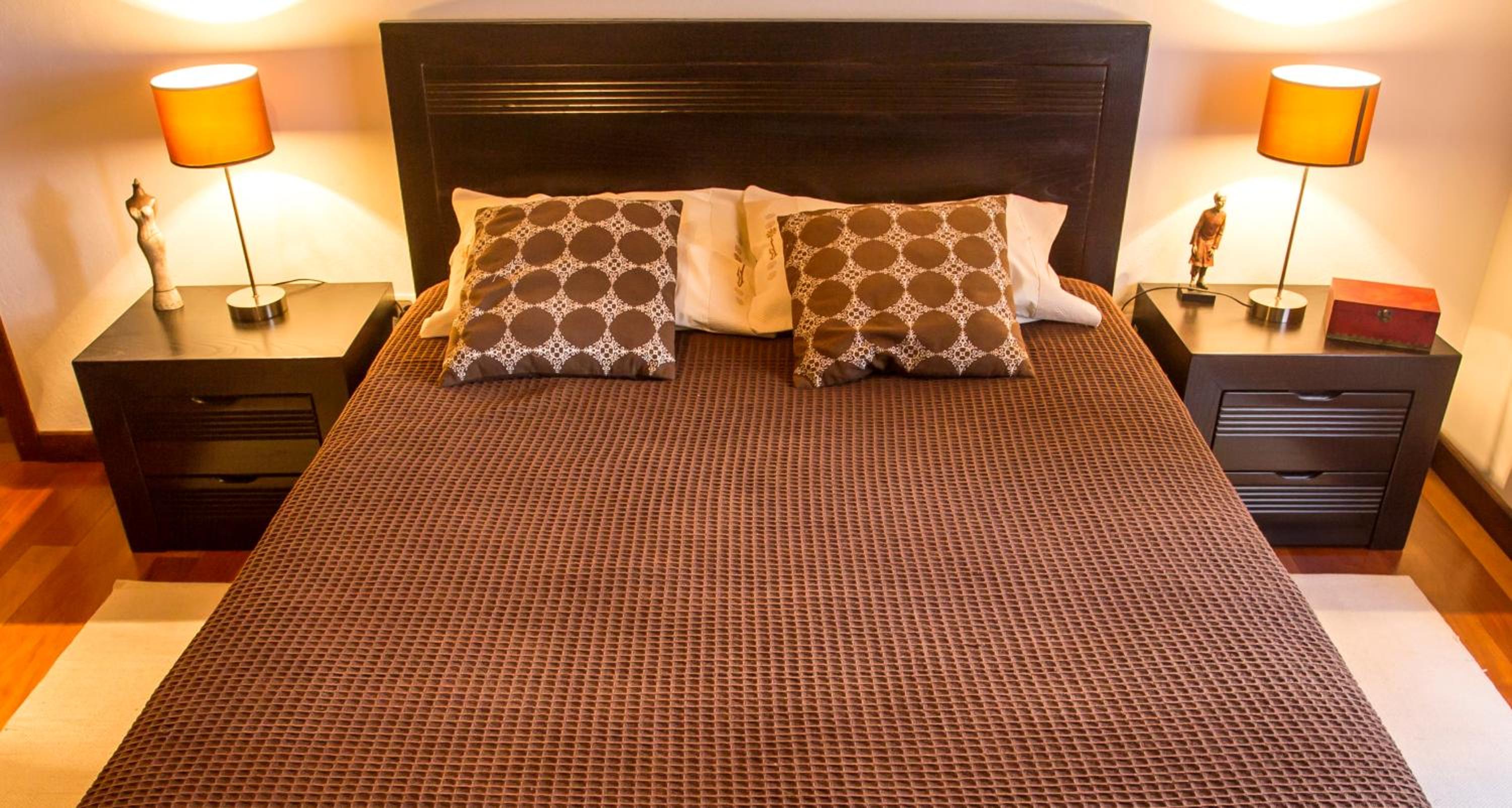 Two-Bedroom House - Photo 18