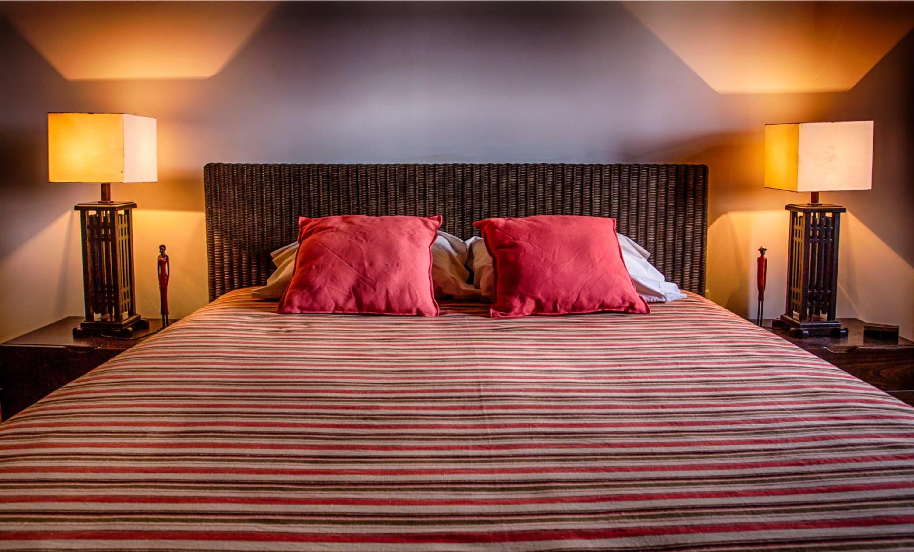 Two-Bedroom House - Photo 16