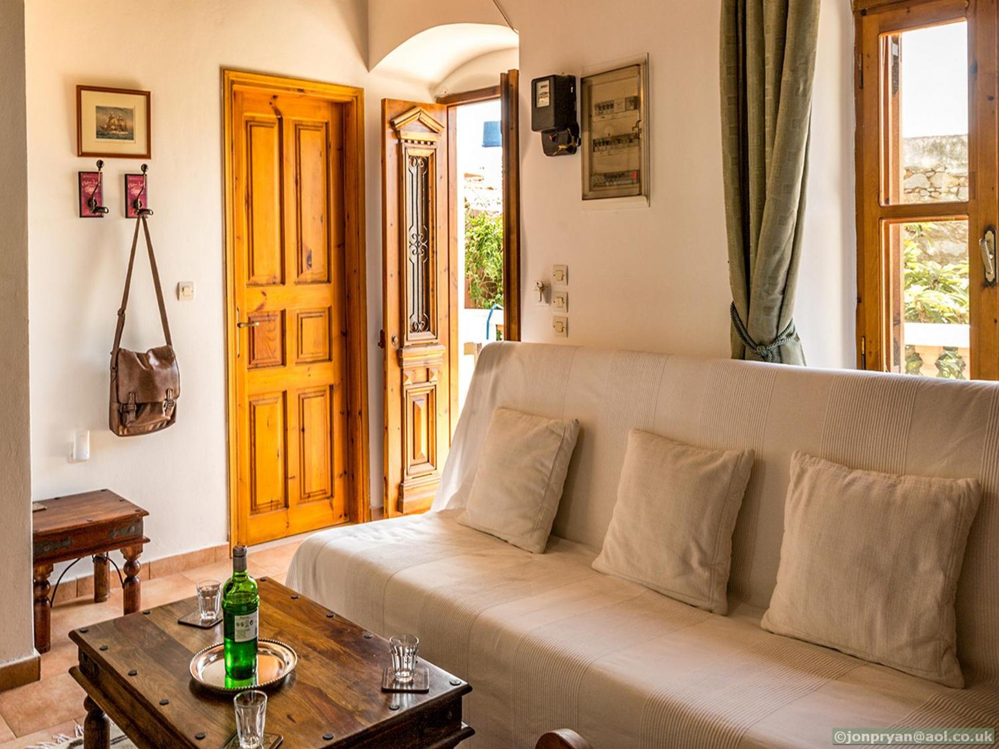 Apartment with Garden View