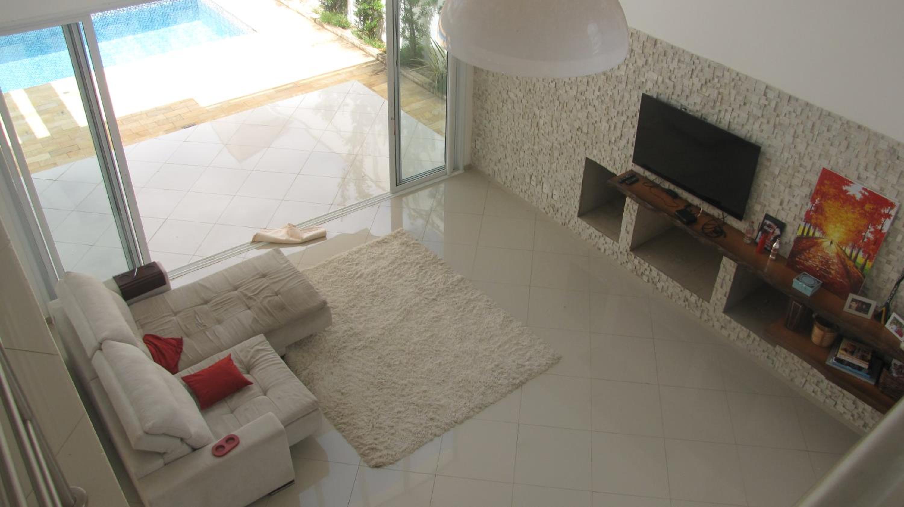 Four-Bedroom House photo 1