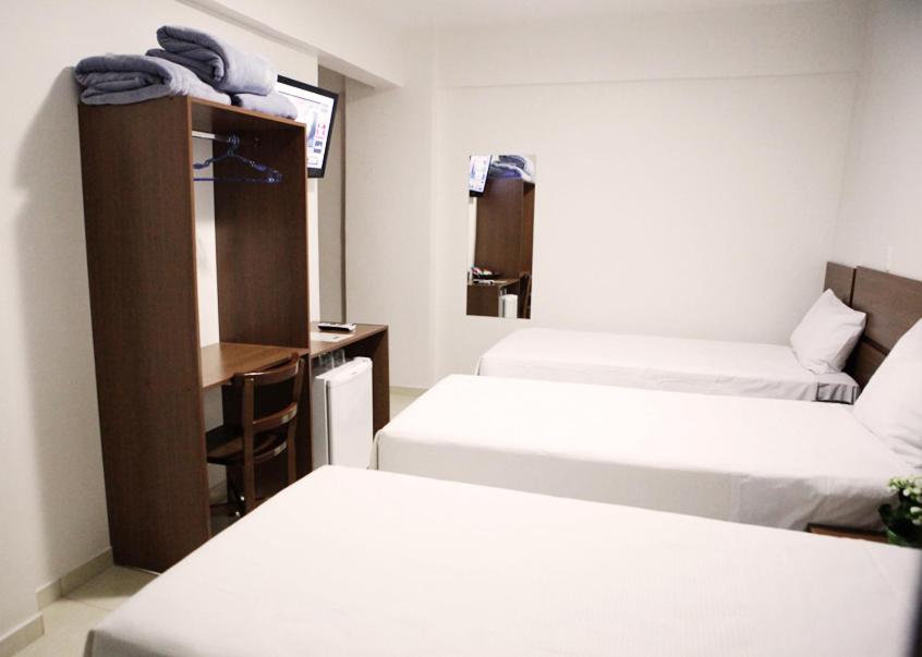 Basic Triple Room photo 2