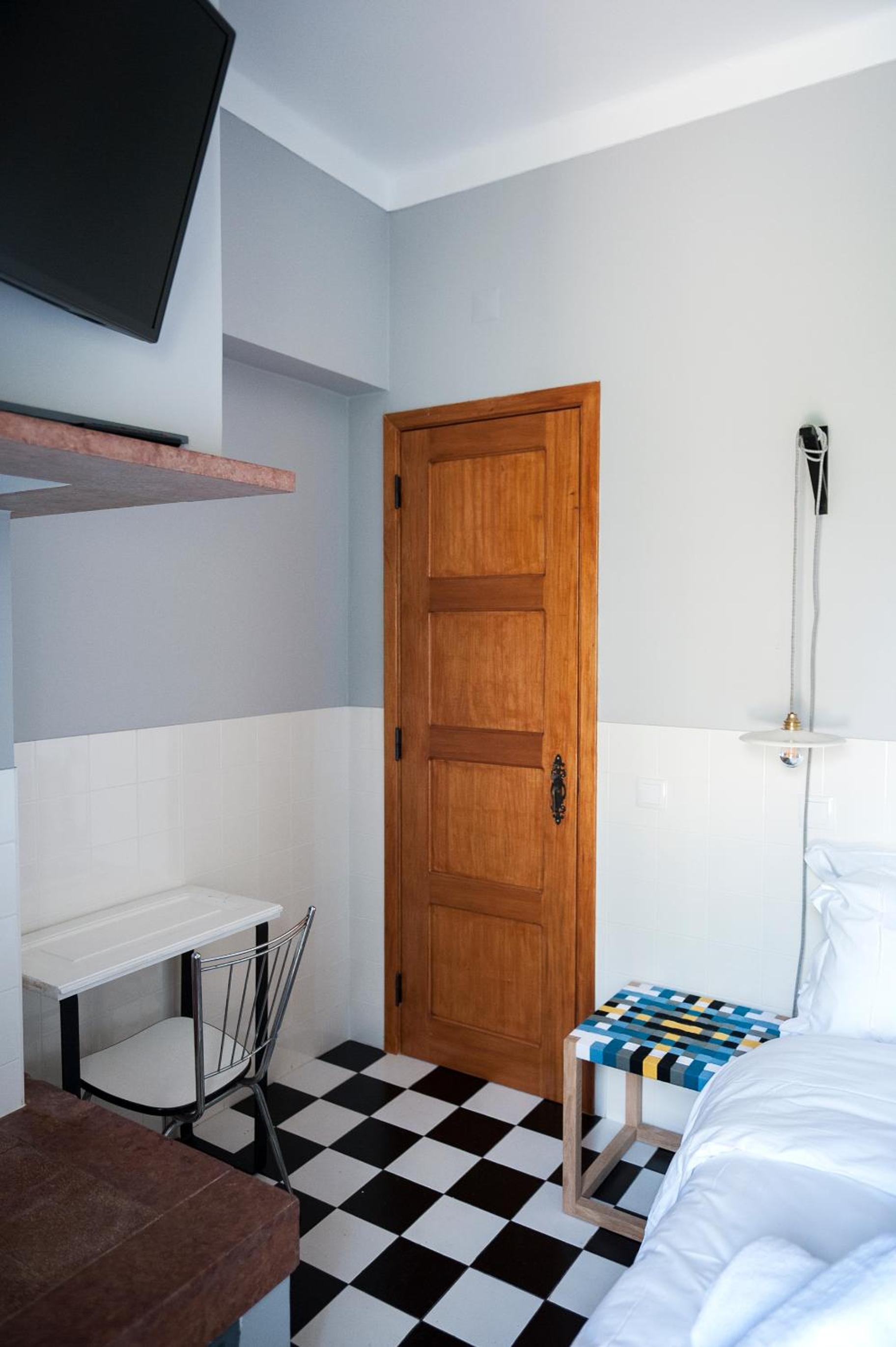 Economy Double Room photo 2