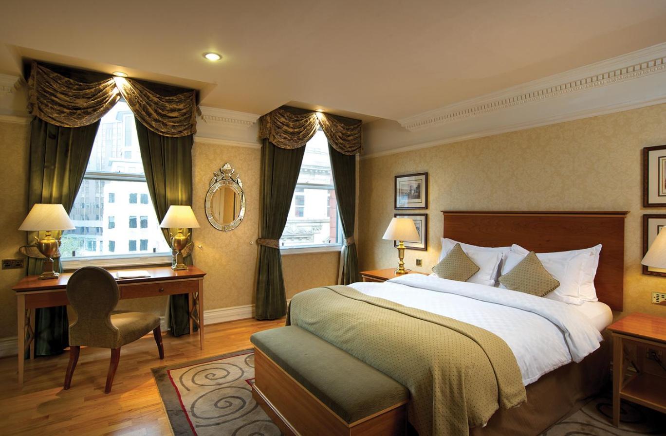 Suite - Photo 19