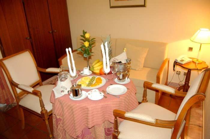 Suite - Photo 6