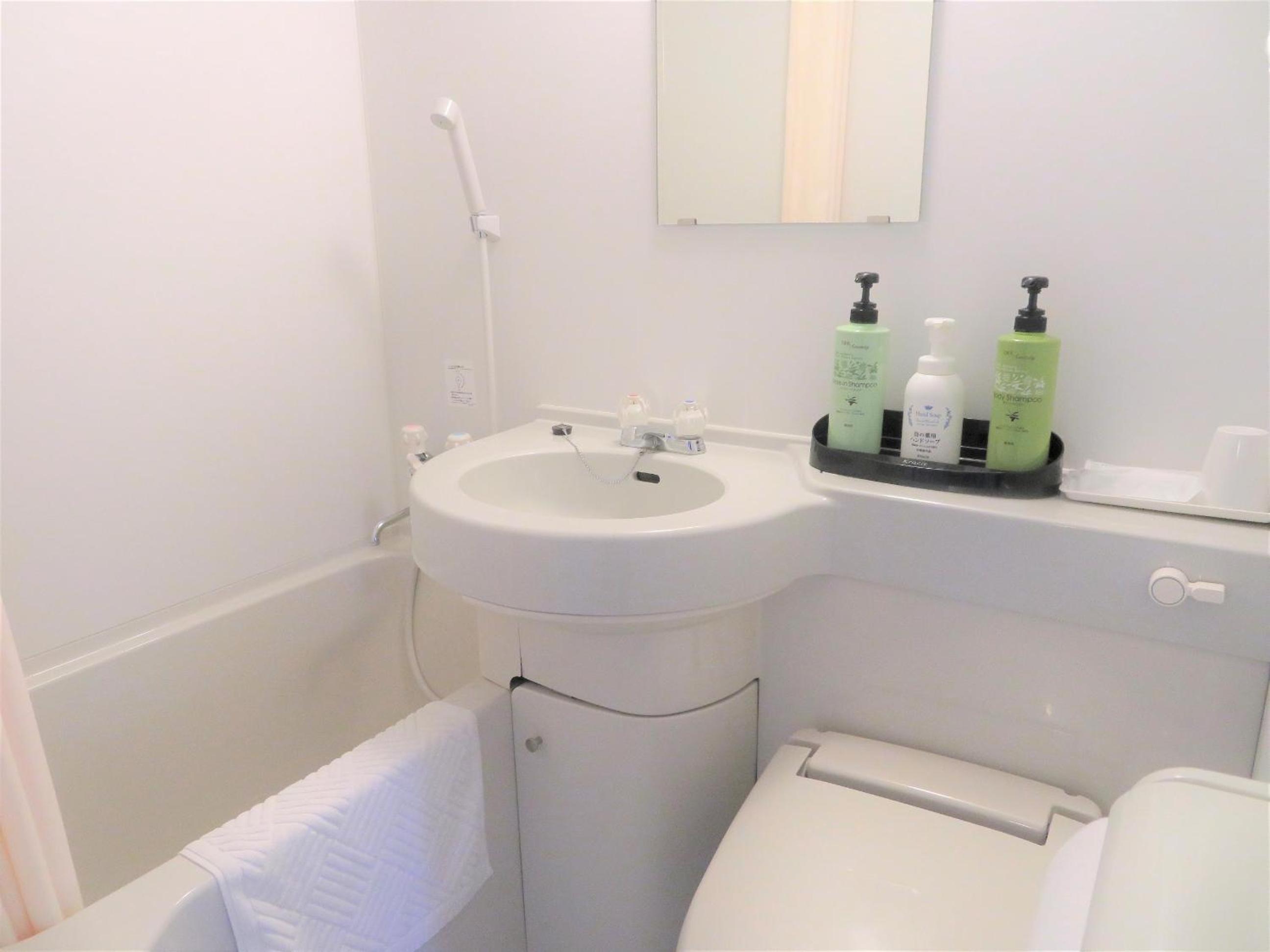 Double Room with Private Bathroom - Non-Smoking  - Photo 4