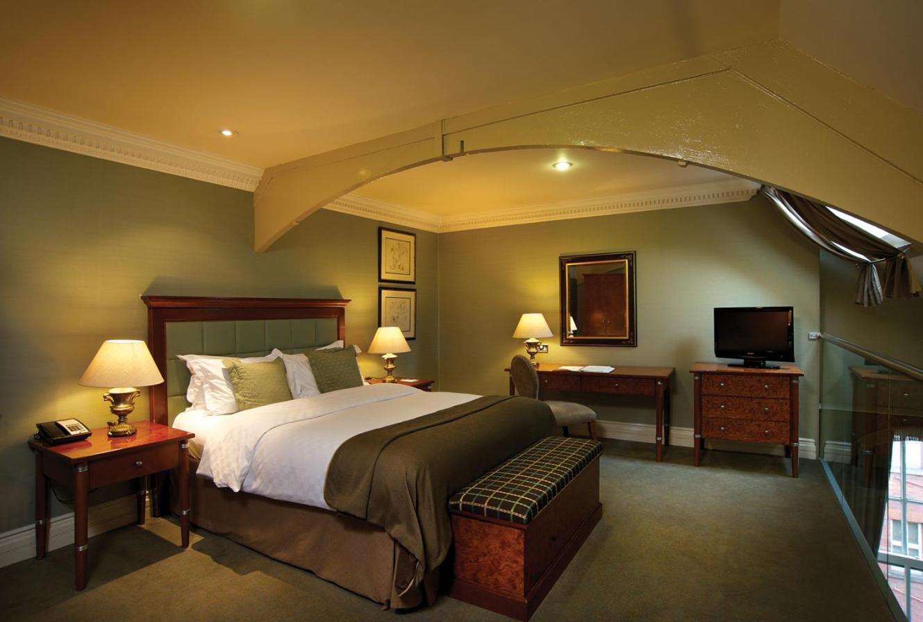 Suite - Photo 7