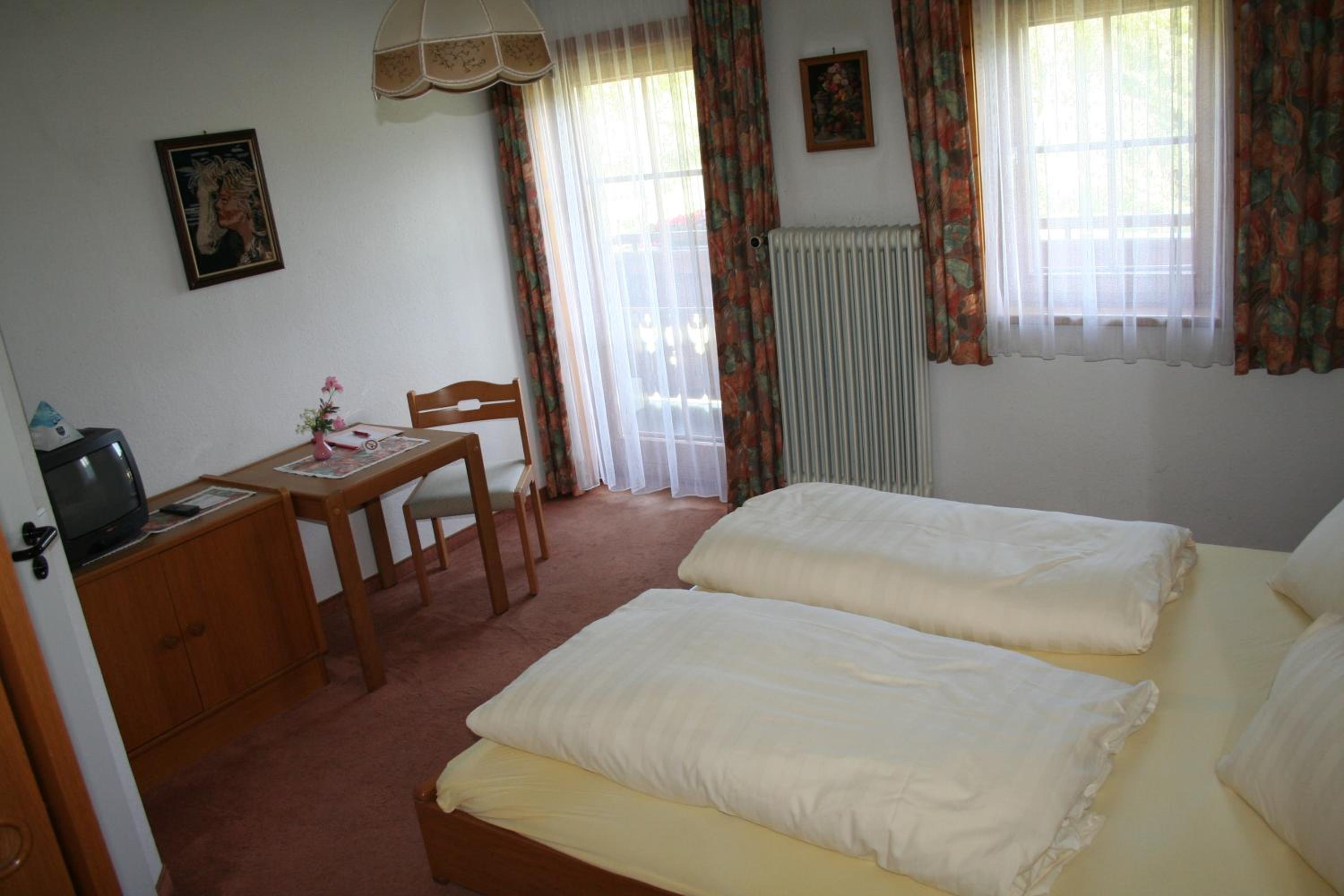 Double Room - Photo 9