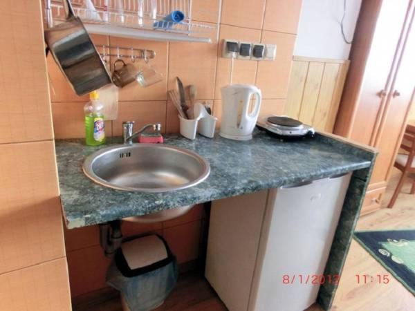 Double Room with Private Bathroom photo 2
